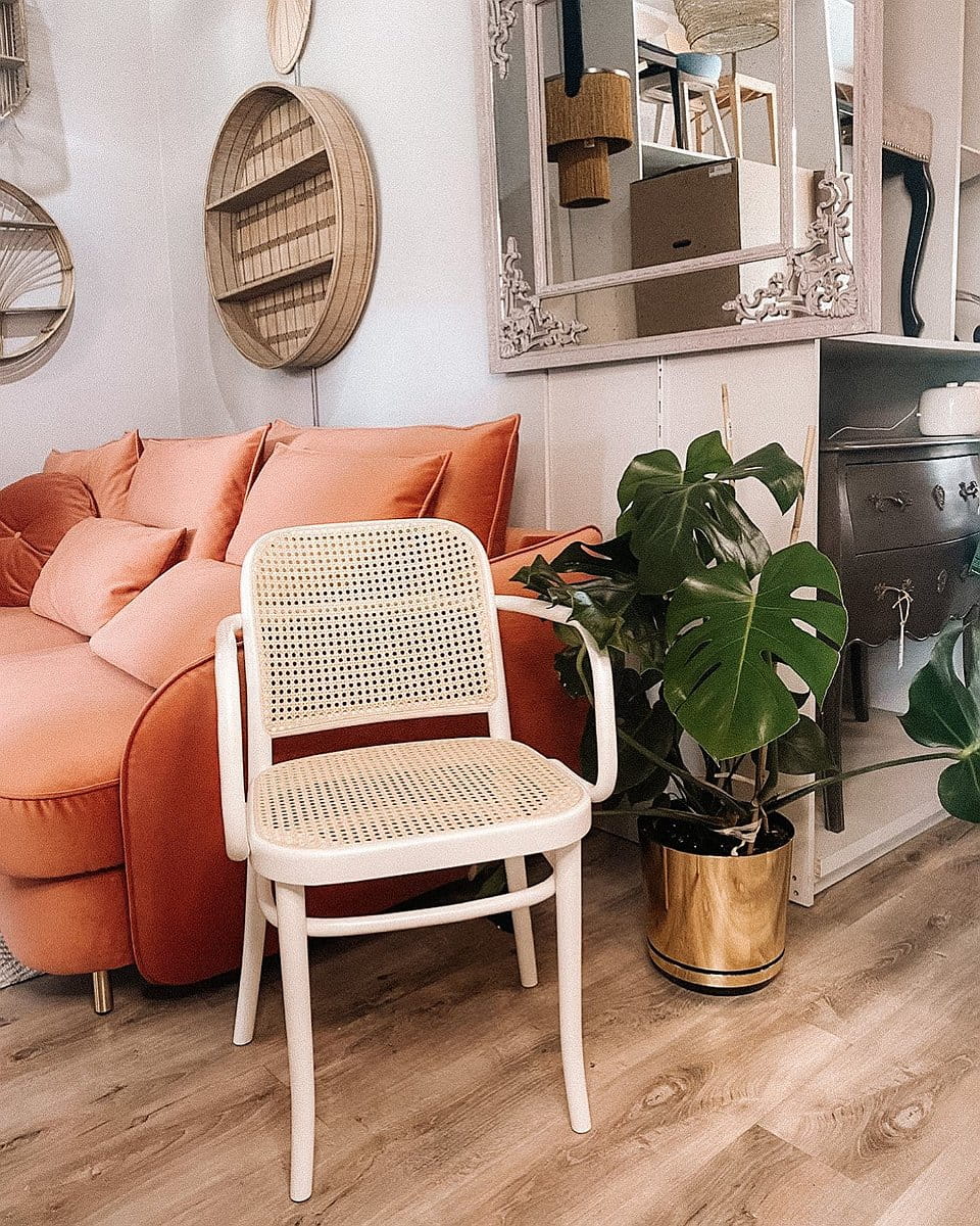 Chair with armrests B-811 beech wood