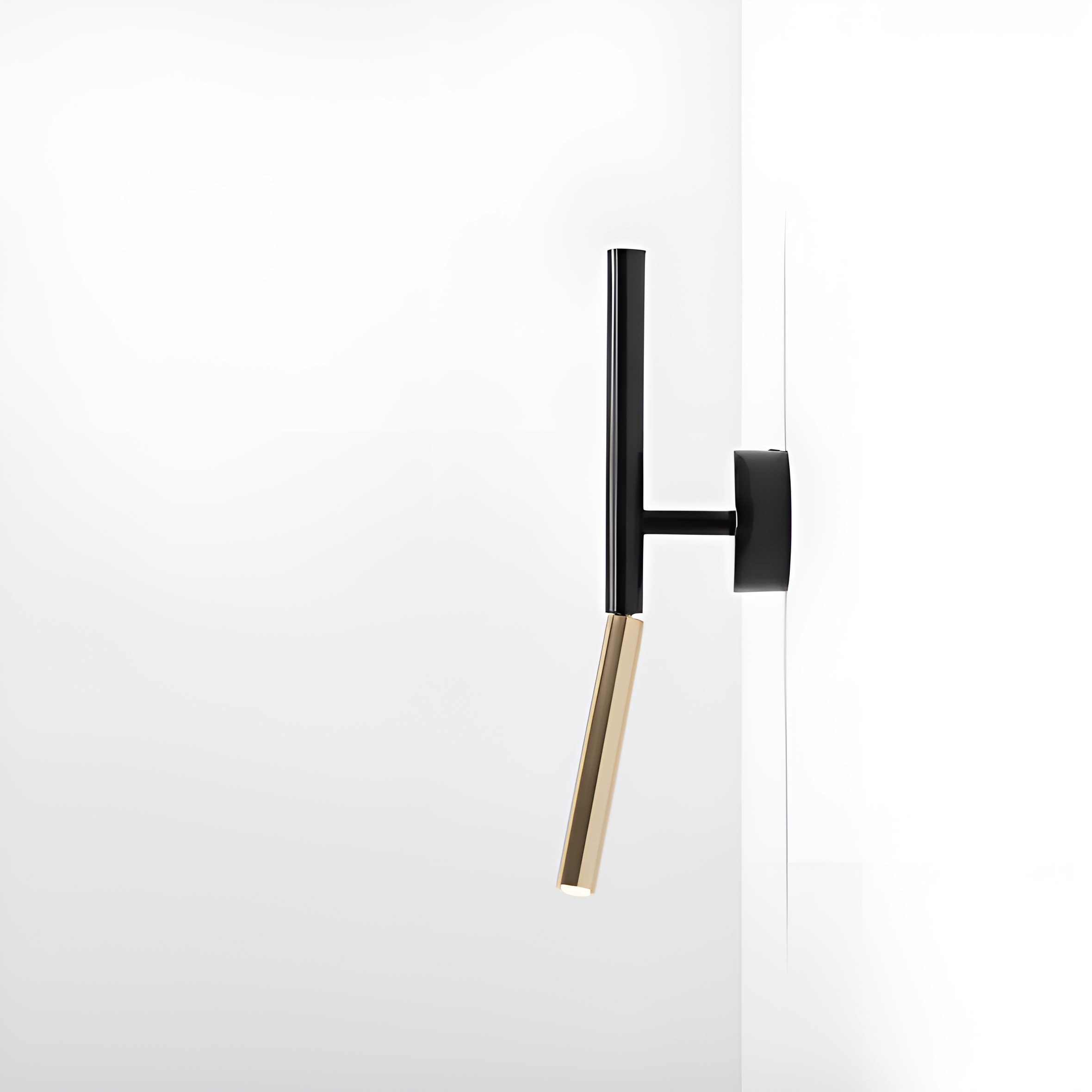 STICK Wandleuchte in Schwarz und Gold