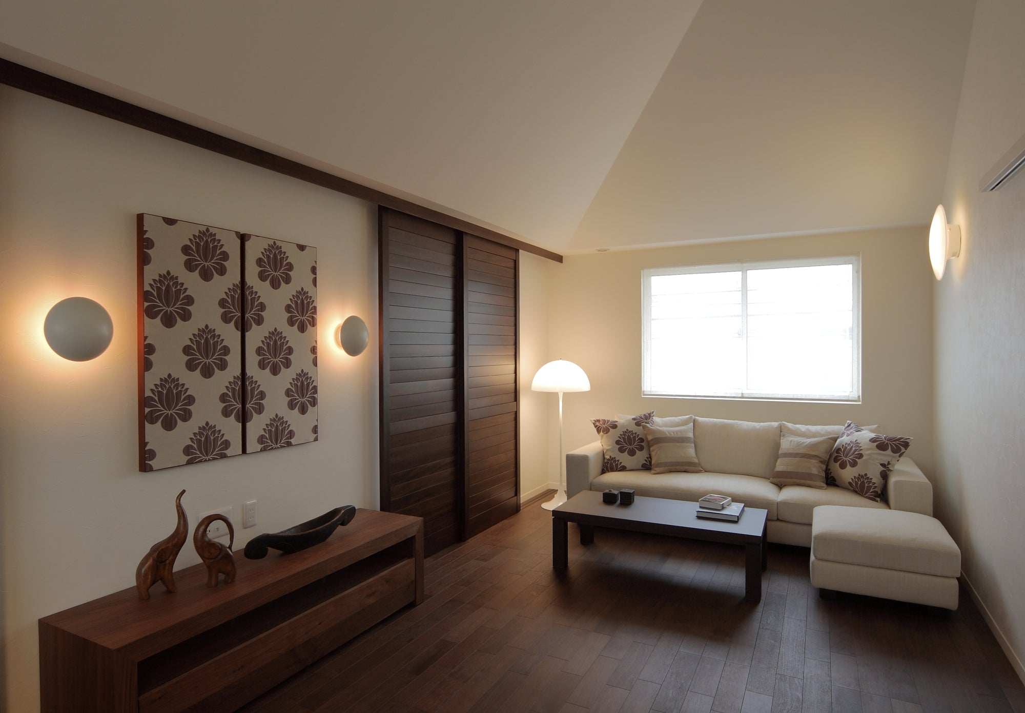 PH HAT wall lamp white