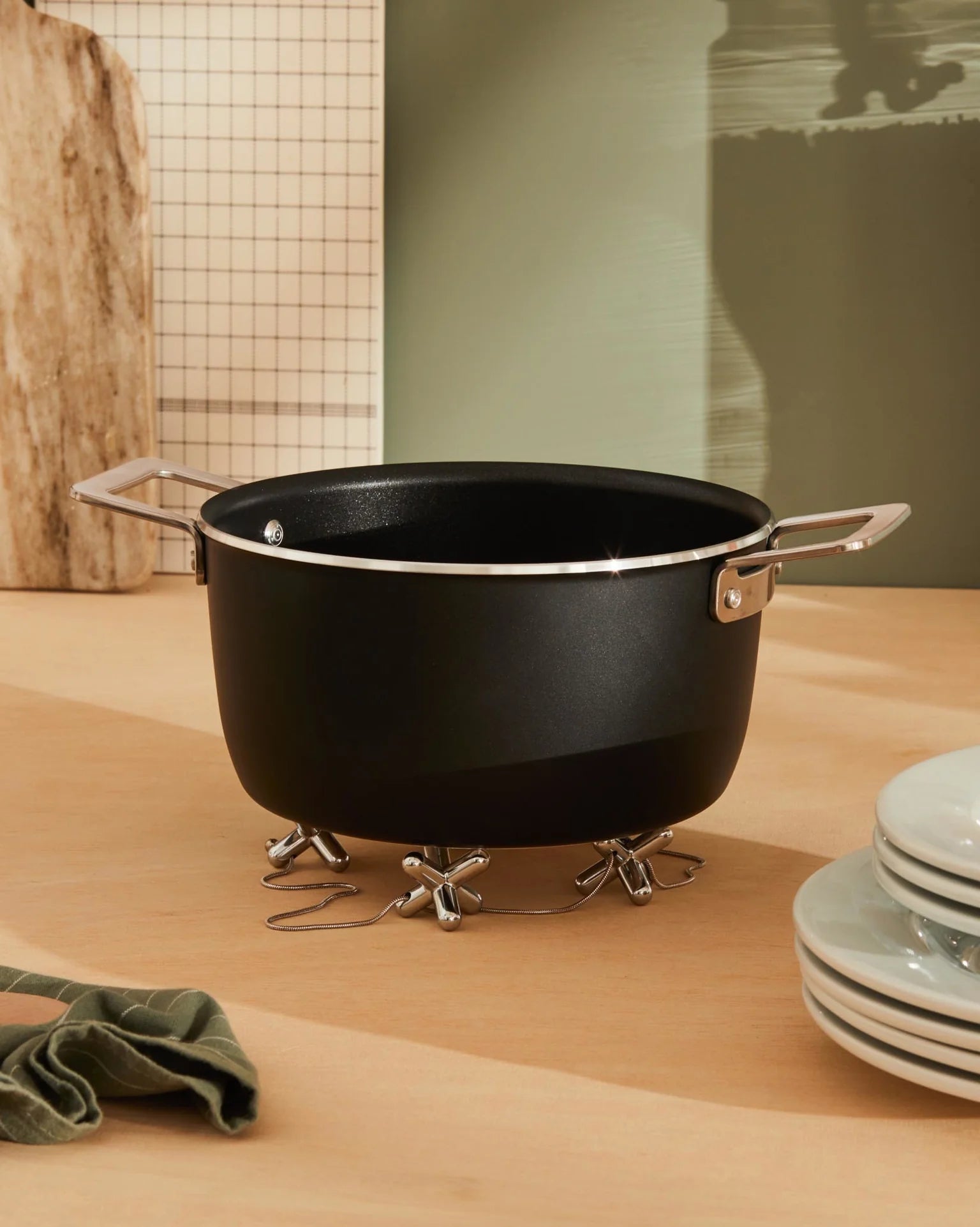 TRIPOD stalen onderzetter voor hete gerechten