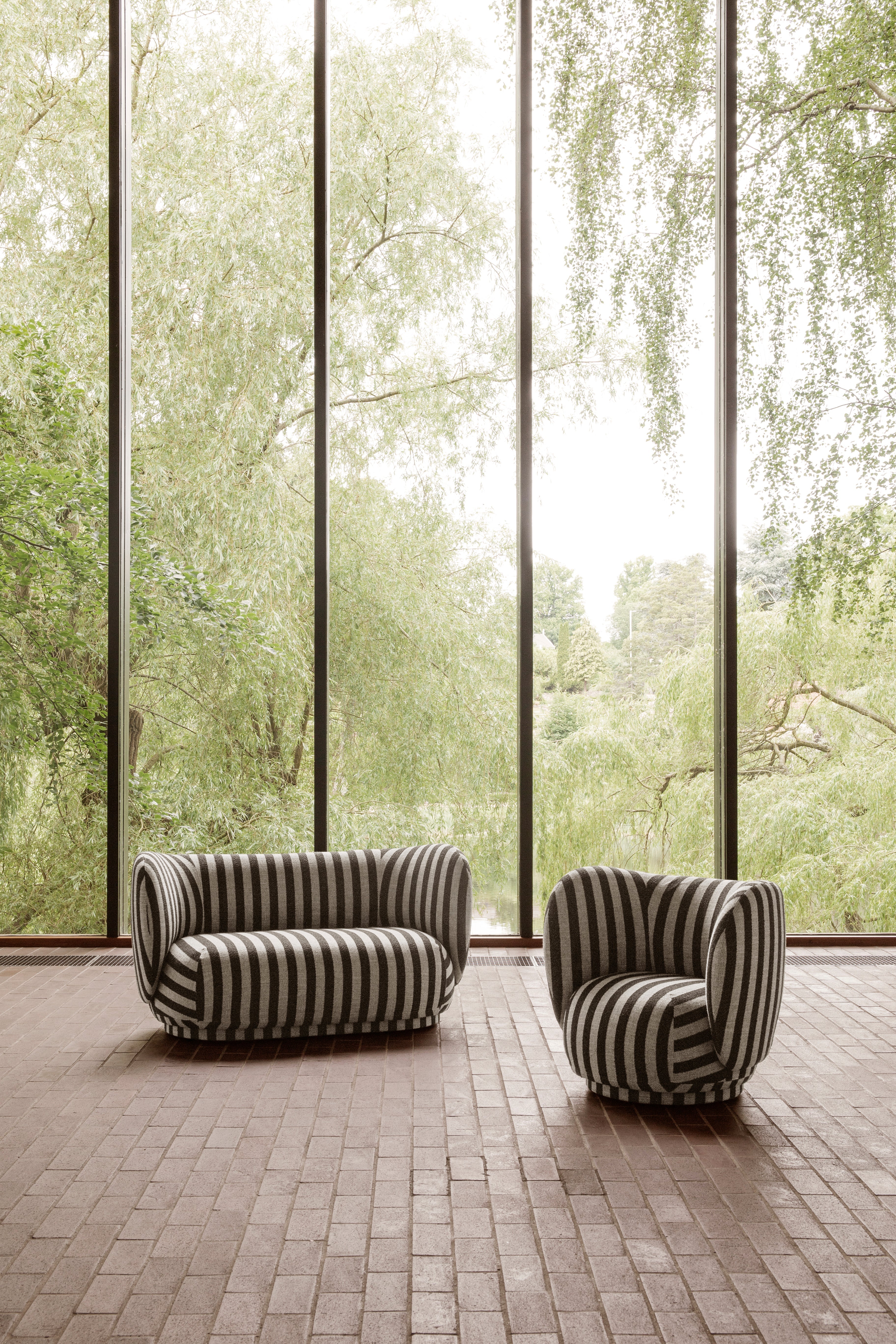 Rico verblasste Velvet Beige 2-Person-Sofa