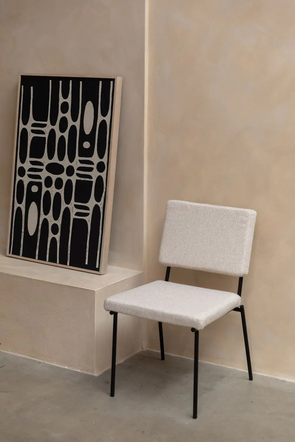 FELLOW stoel beige met zwarte basis