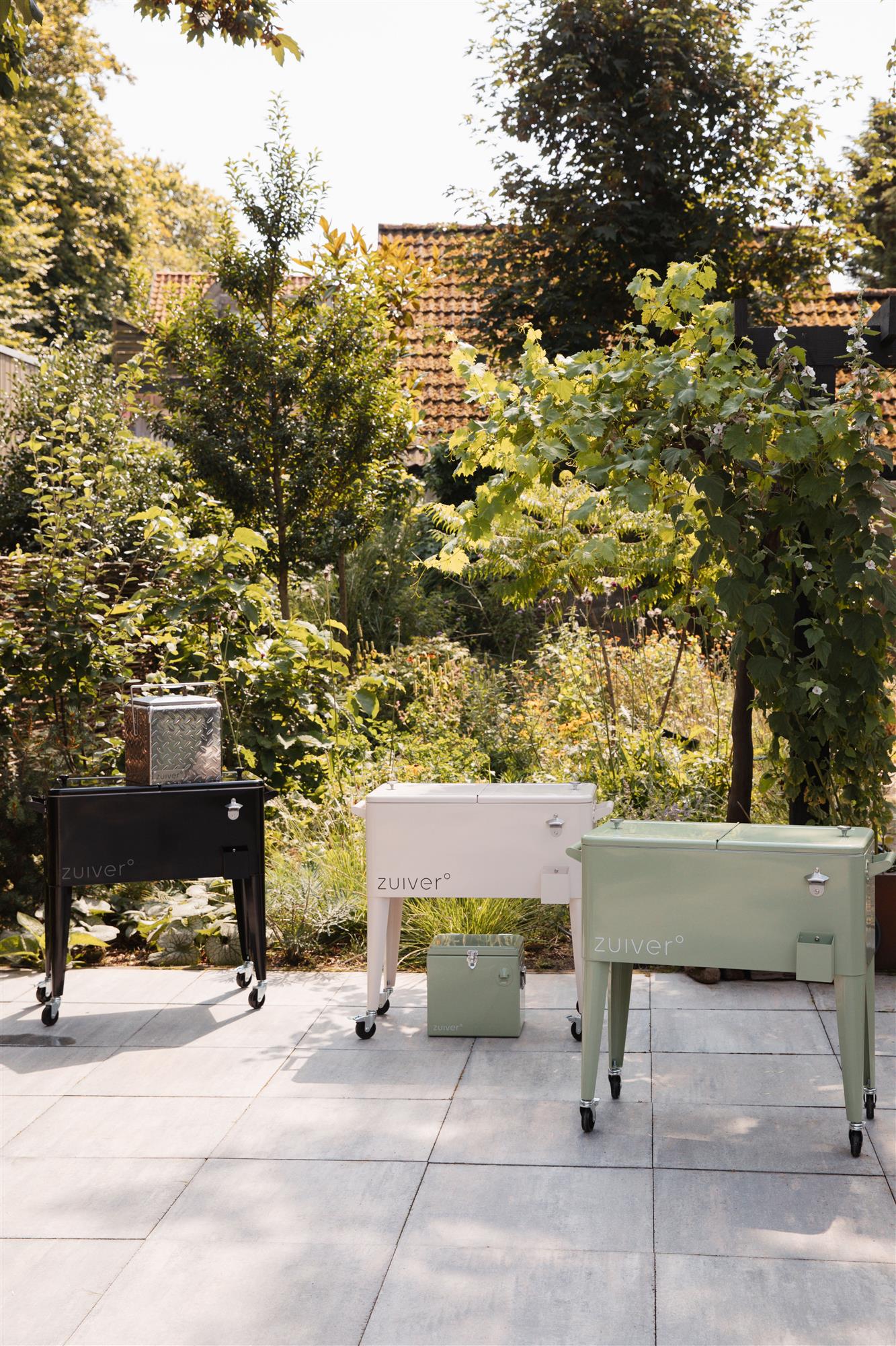 BE COOL Green portable fridge