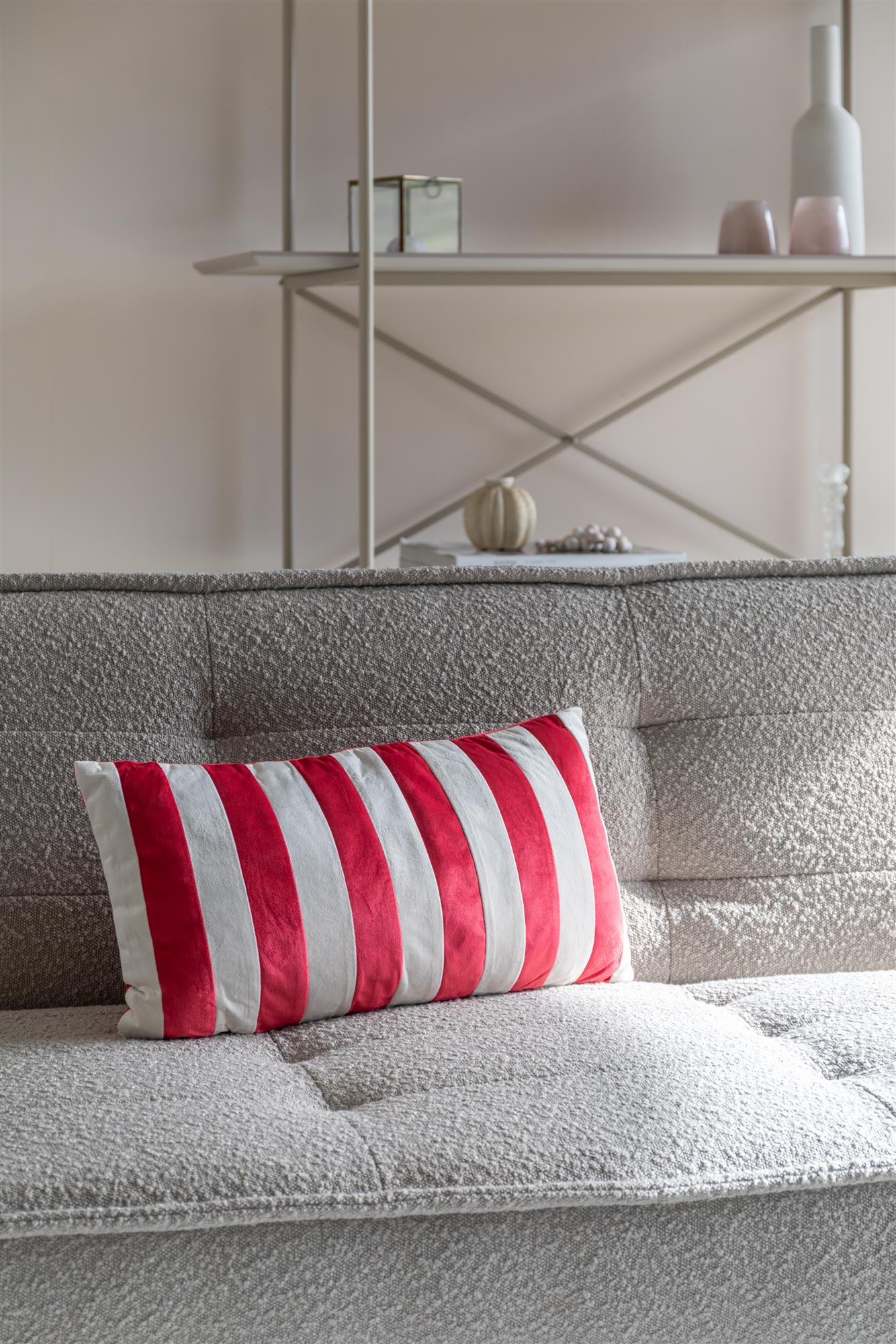 TAZ Pillow Red with White