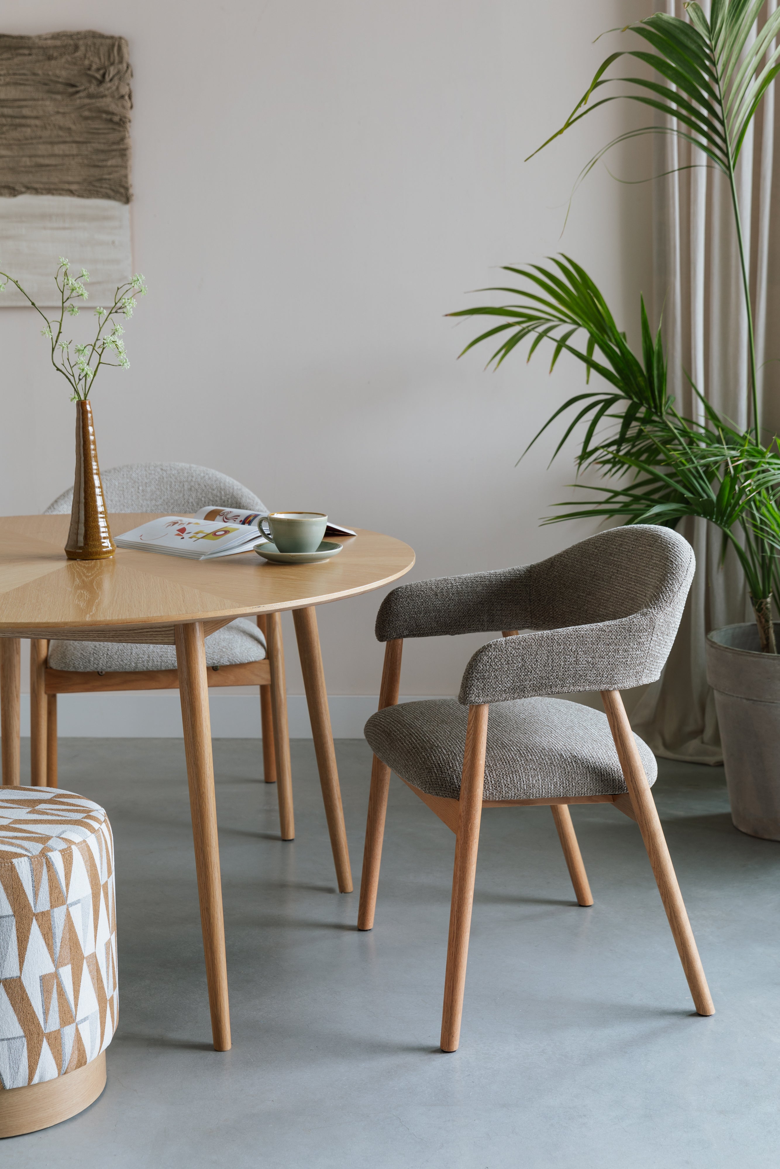 INDY Chair Brown with Wooden Base