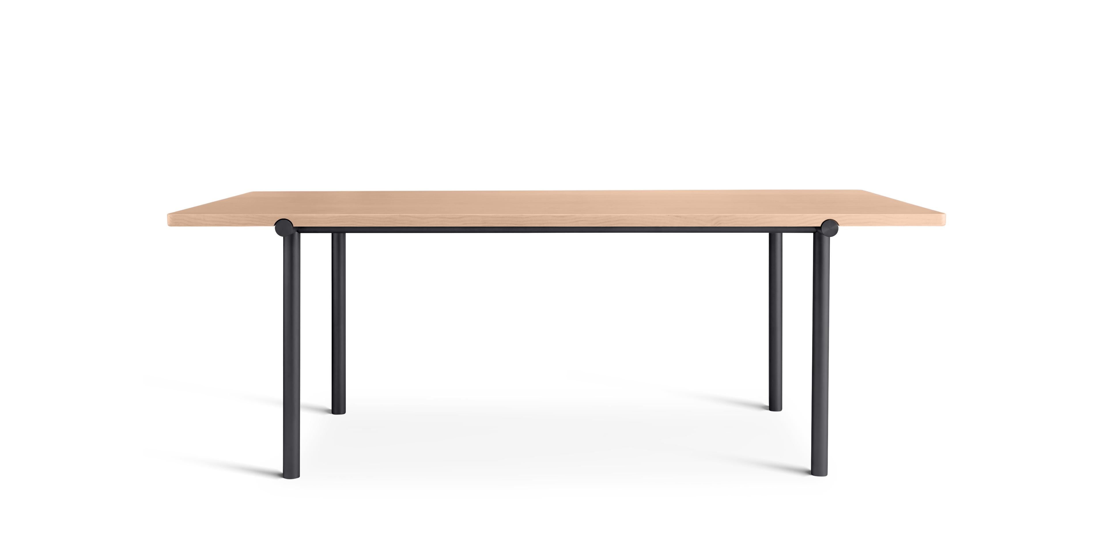 Tafel TUBBY TUBE douglasden met zwarte basis