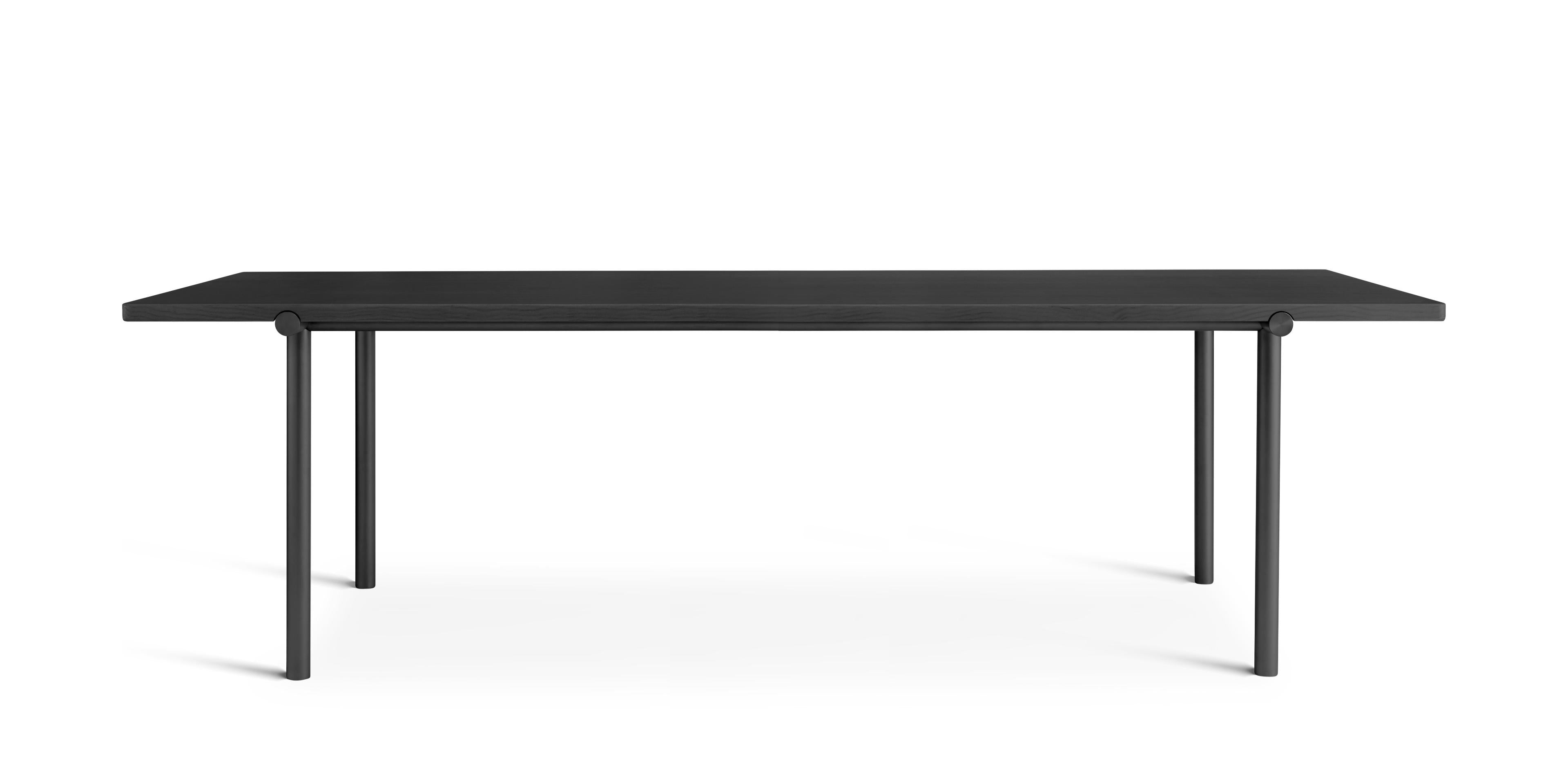 Zwarte TUBBY TUBE tafel met zwarte basis