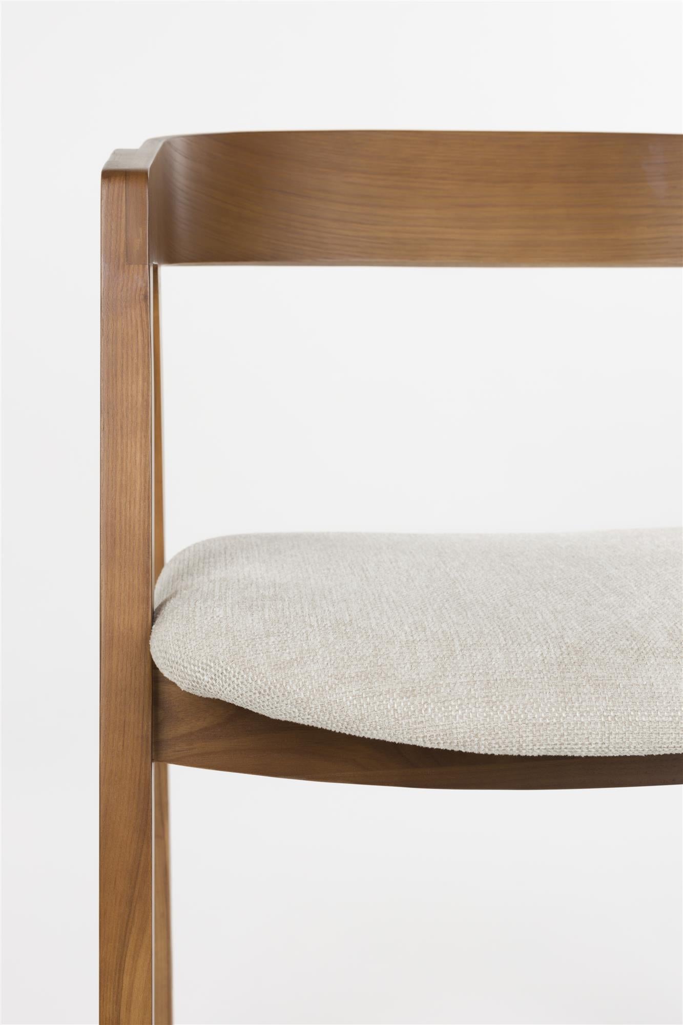 Stoel MADS donkerbruin met een beige zitting