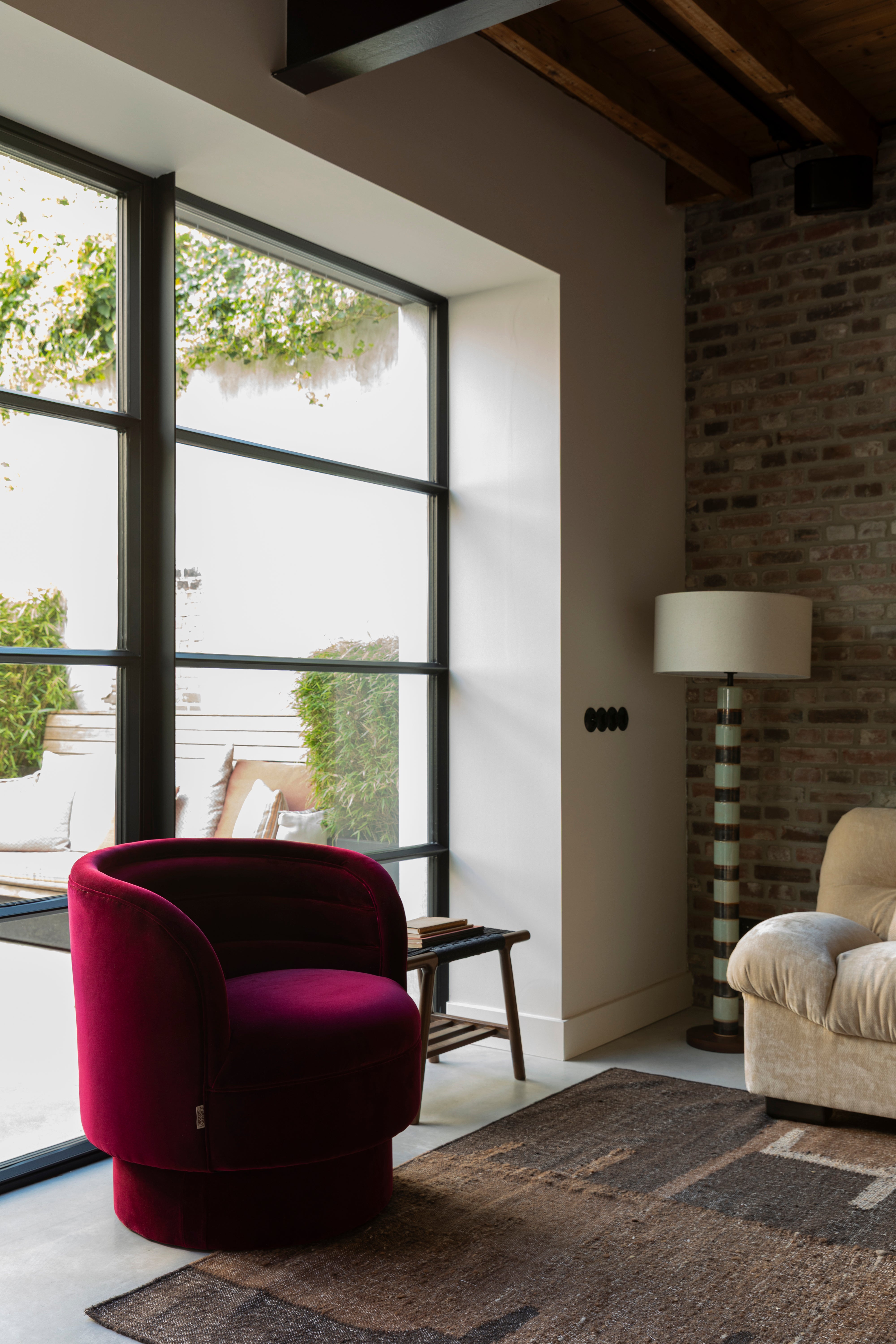 Drehstuhl DOROTHY dunkelfuchsia