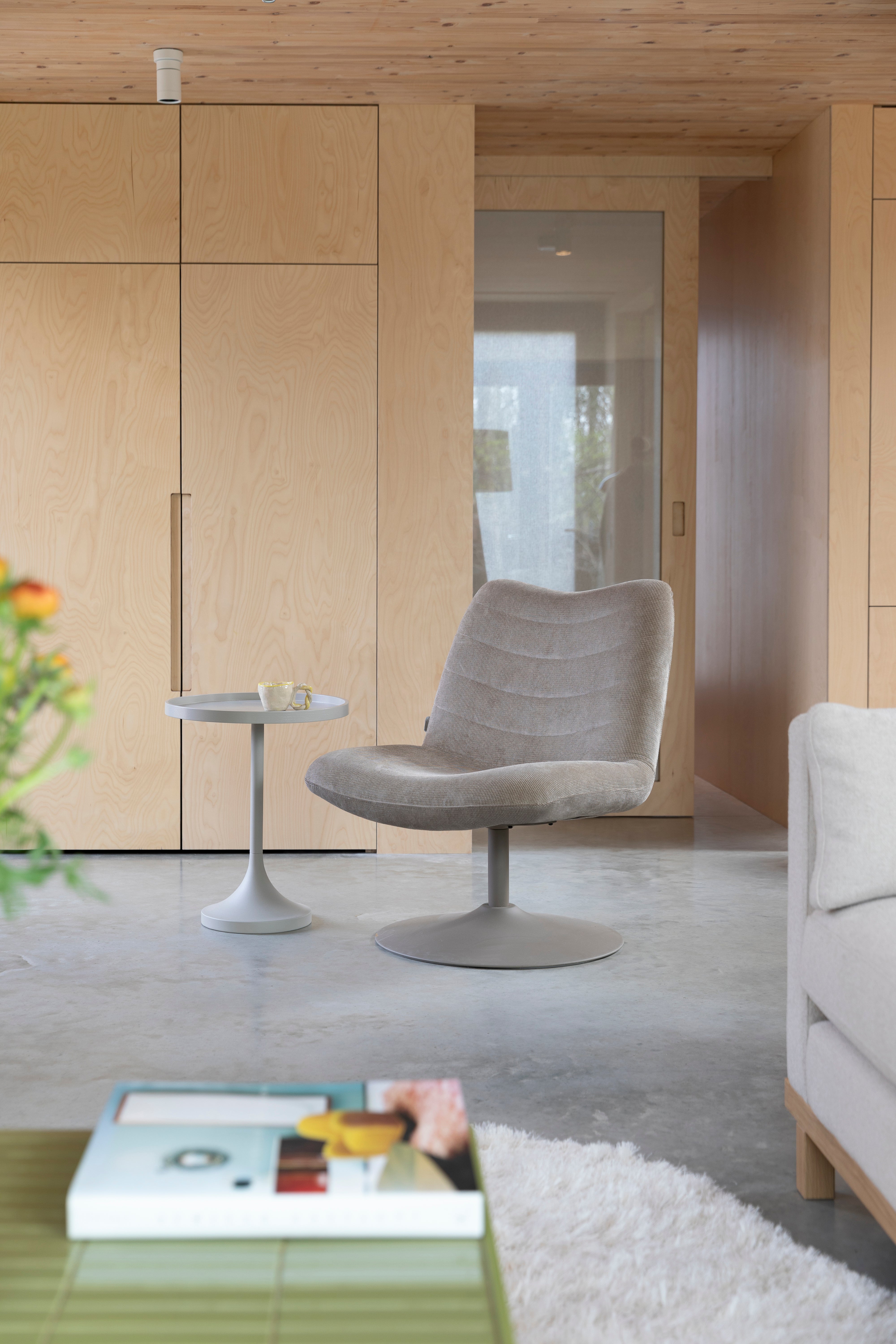 Beige zijtafel JASON