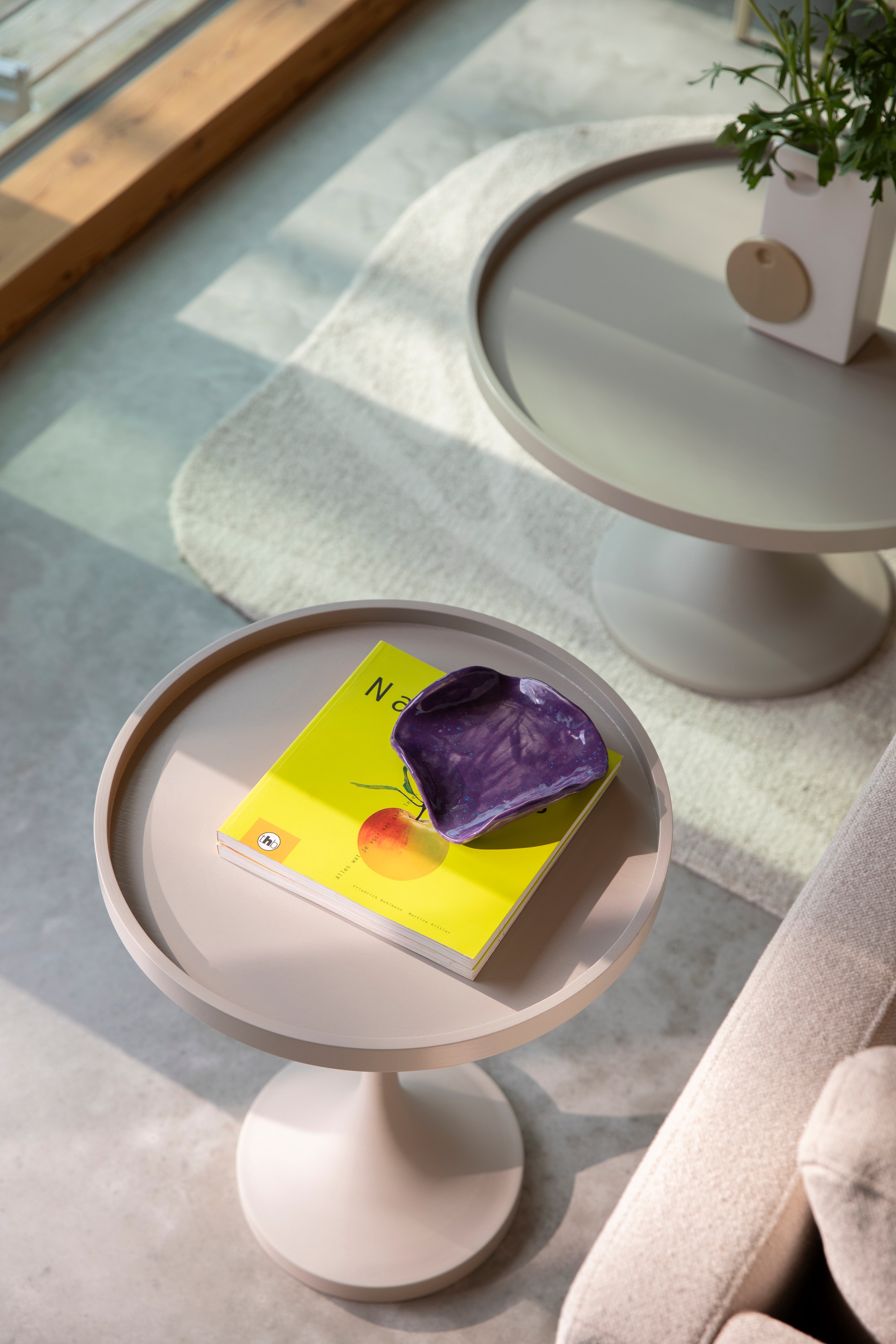 Beiger Couchtisch JASON