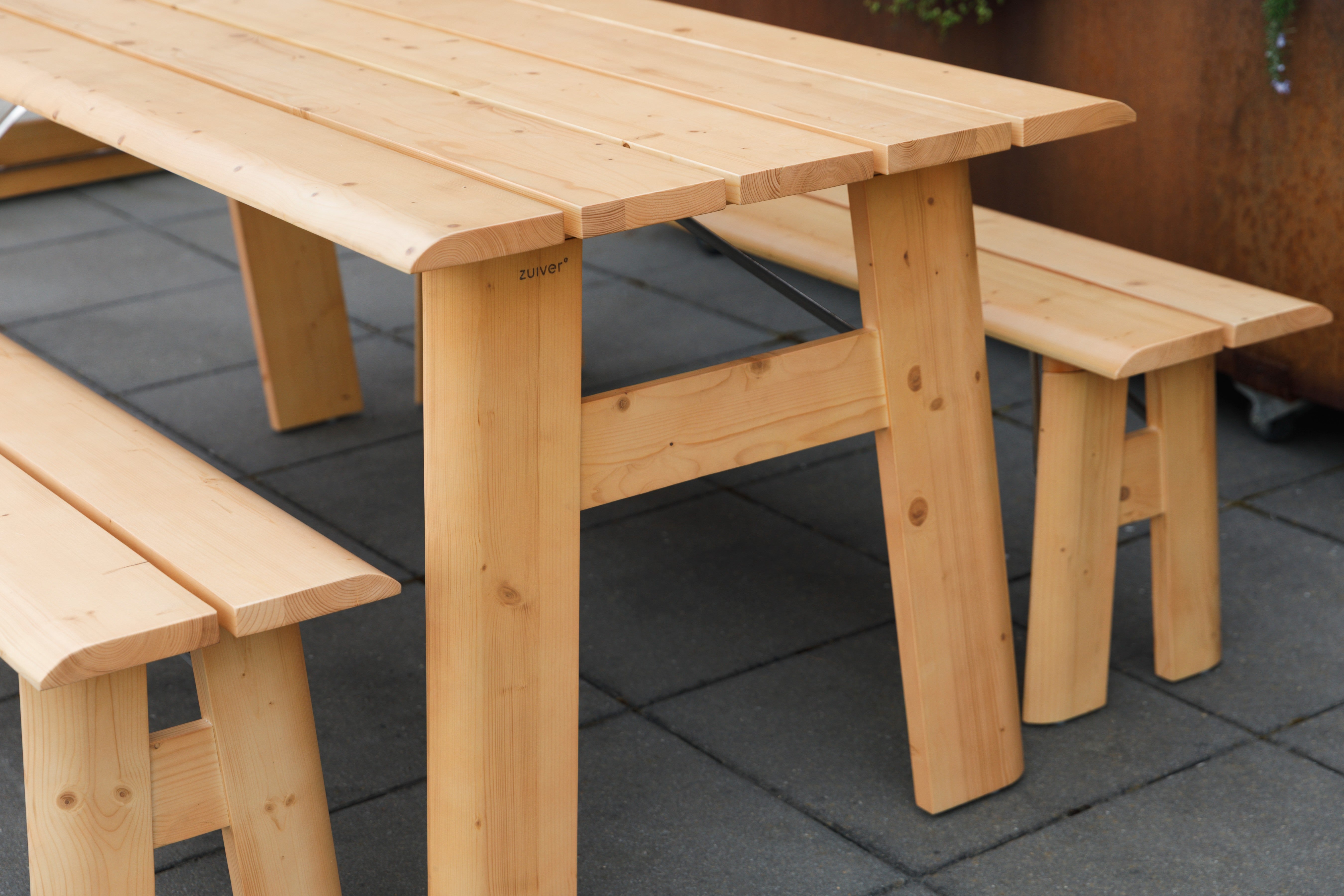 AVENUE Pine Wood Garden Table