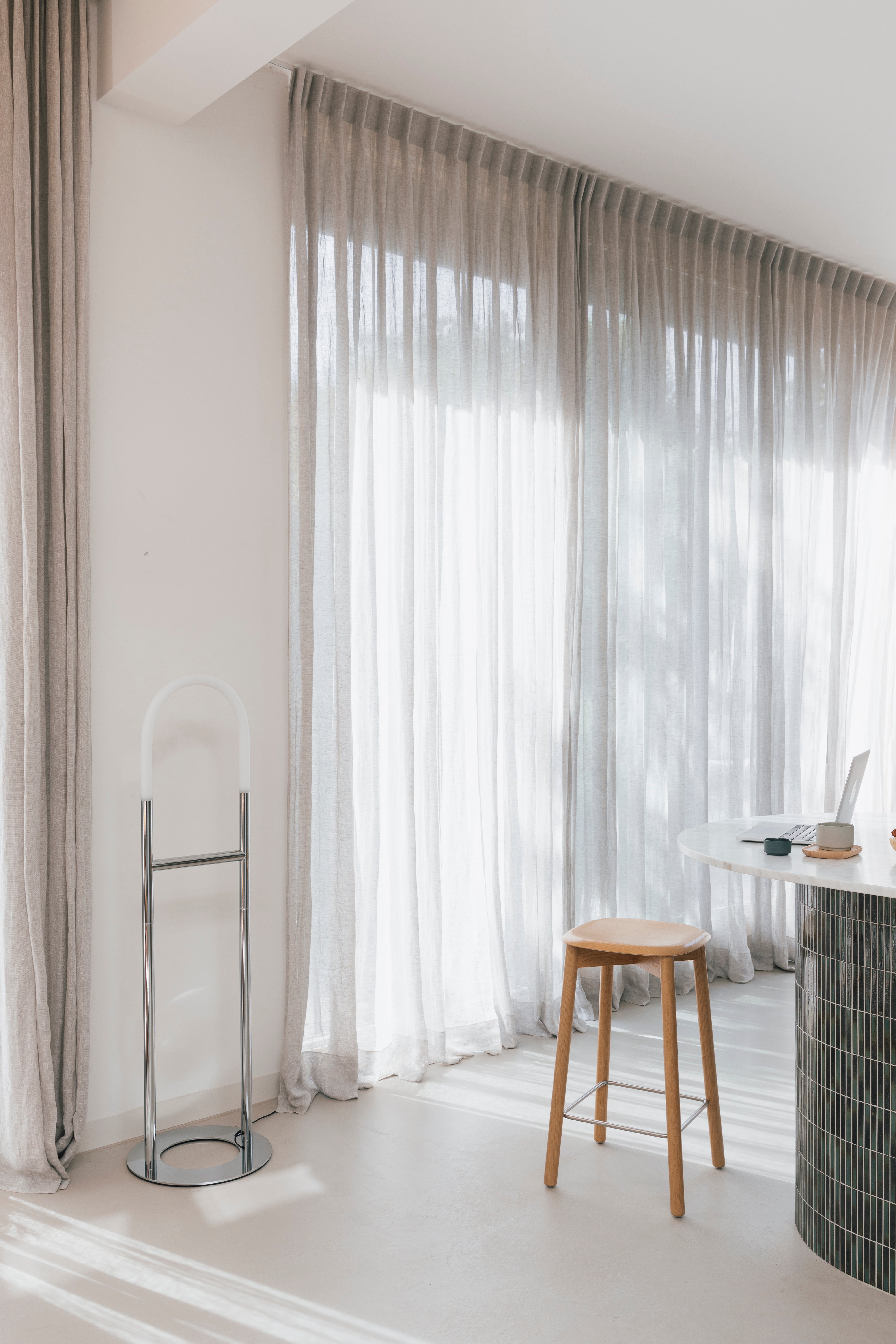 Floor lamp ARCH silver