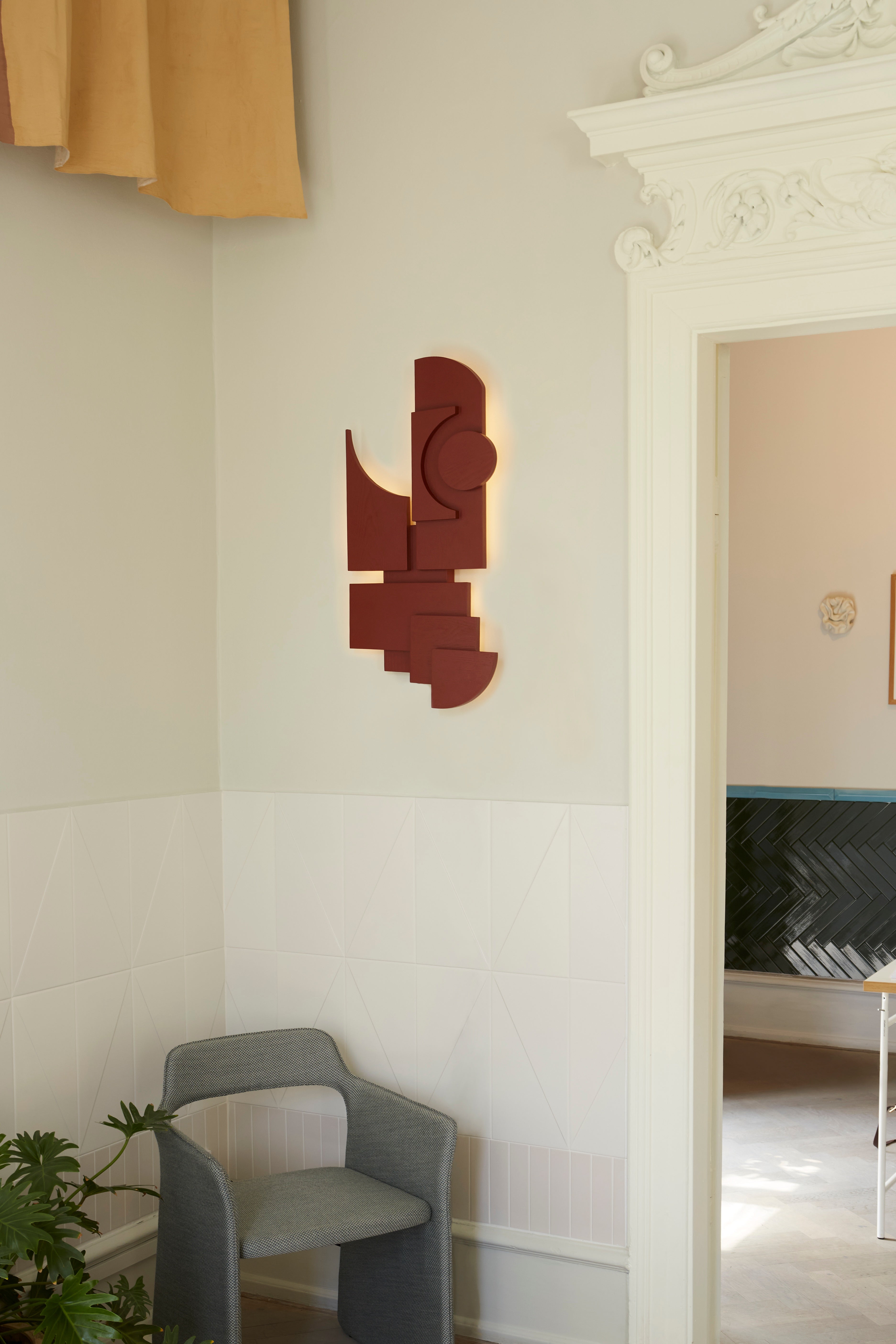 Wandleuchte TOTEM DECO rot