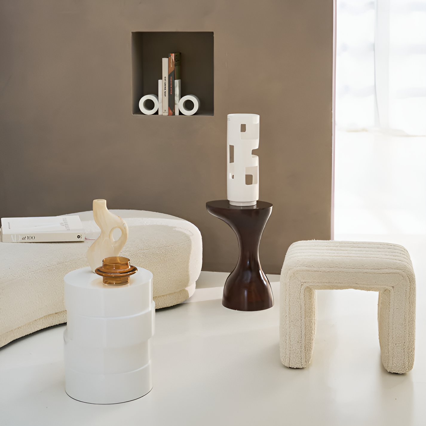 Puf LYNE gebroken wit