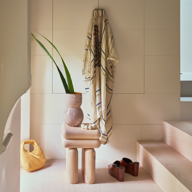 NOAN Brown Ceramic Vase