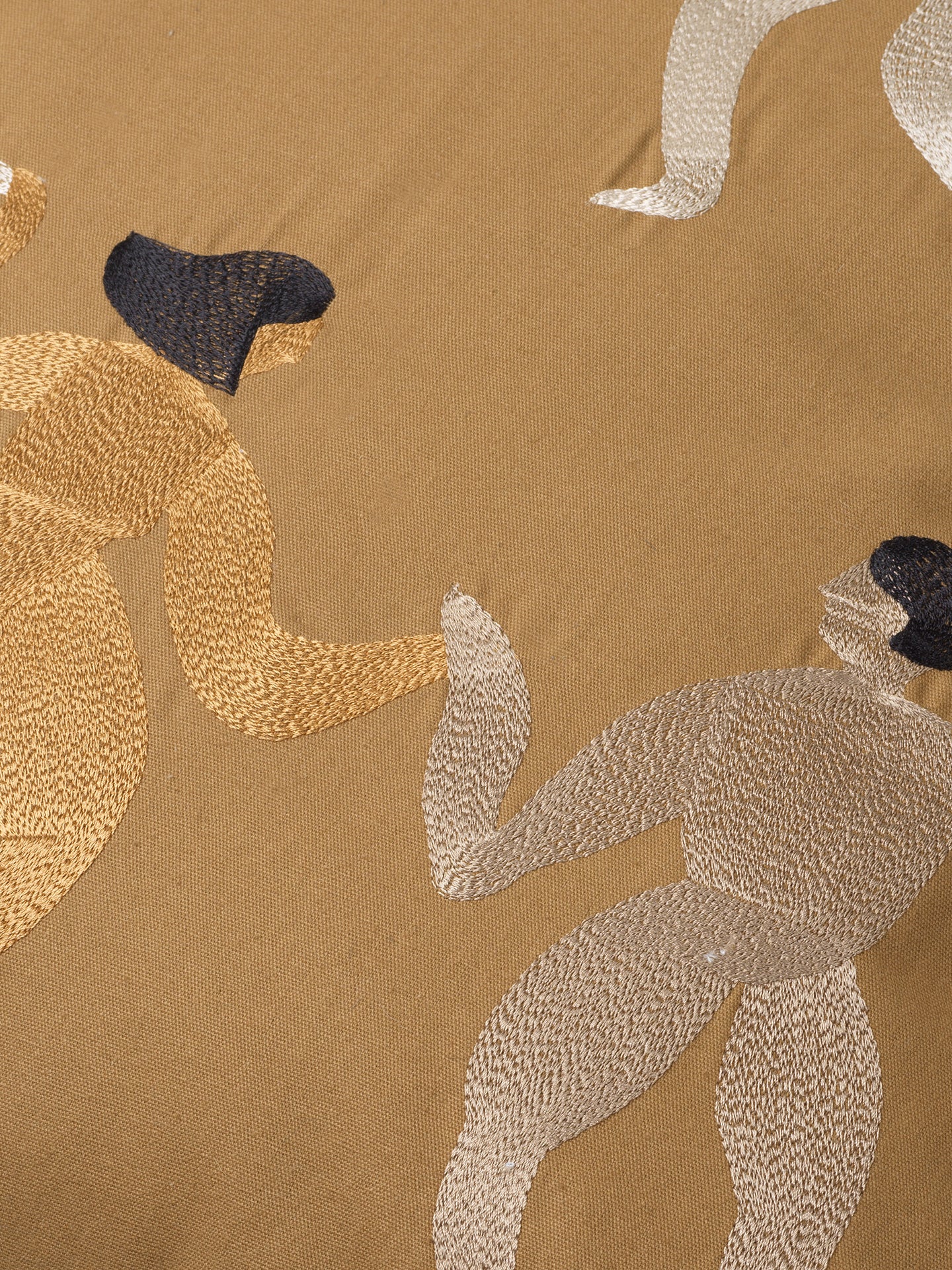 Kussen GRATIS CUSHION karamelkleurig