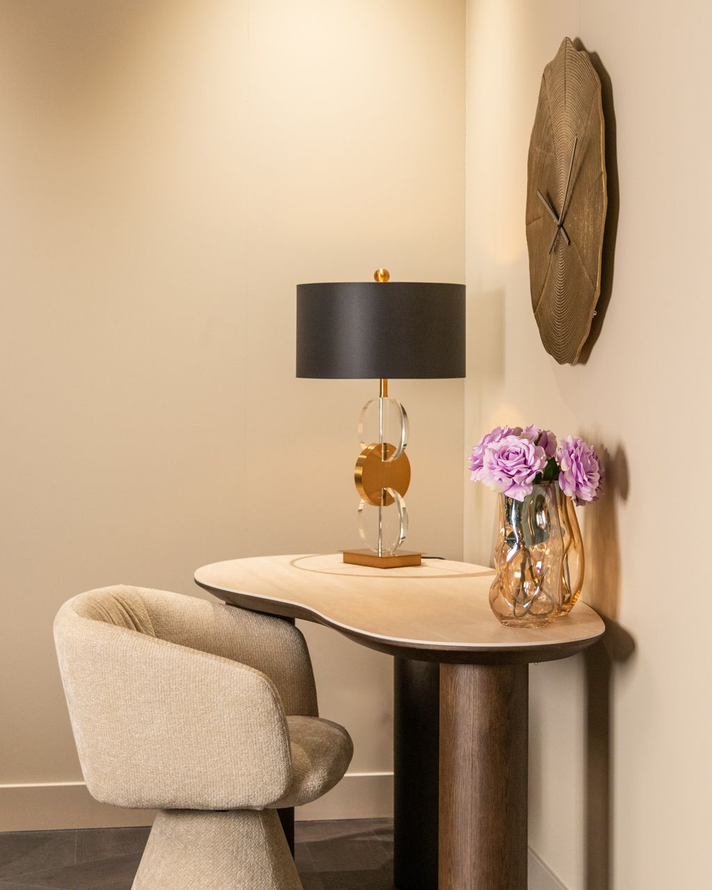 Bureau RITZ beige blad met donkerbruine basis