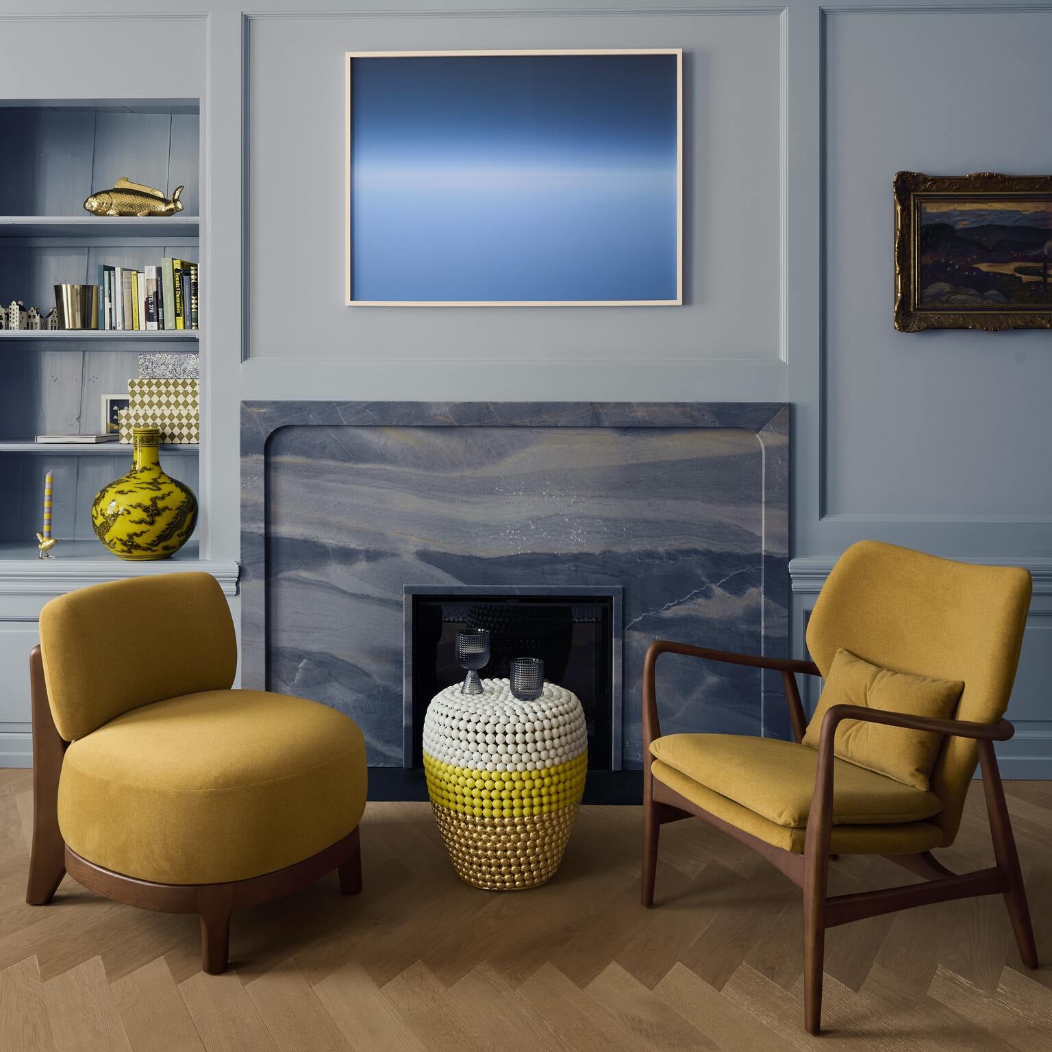 Fauteuil PEGGY mosterdgeel met houten basis