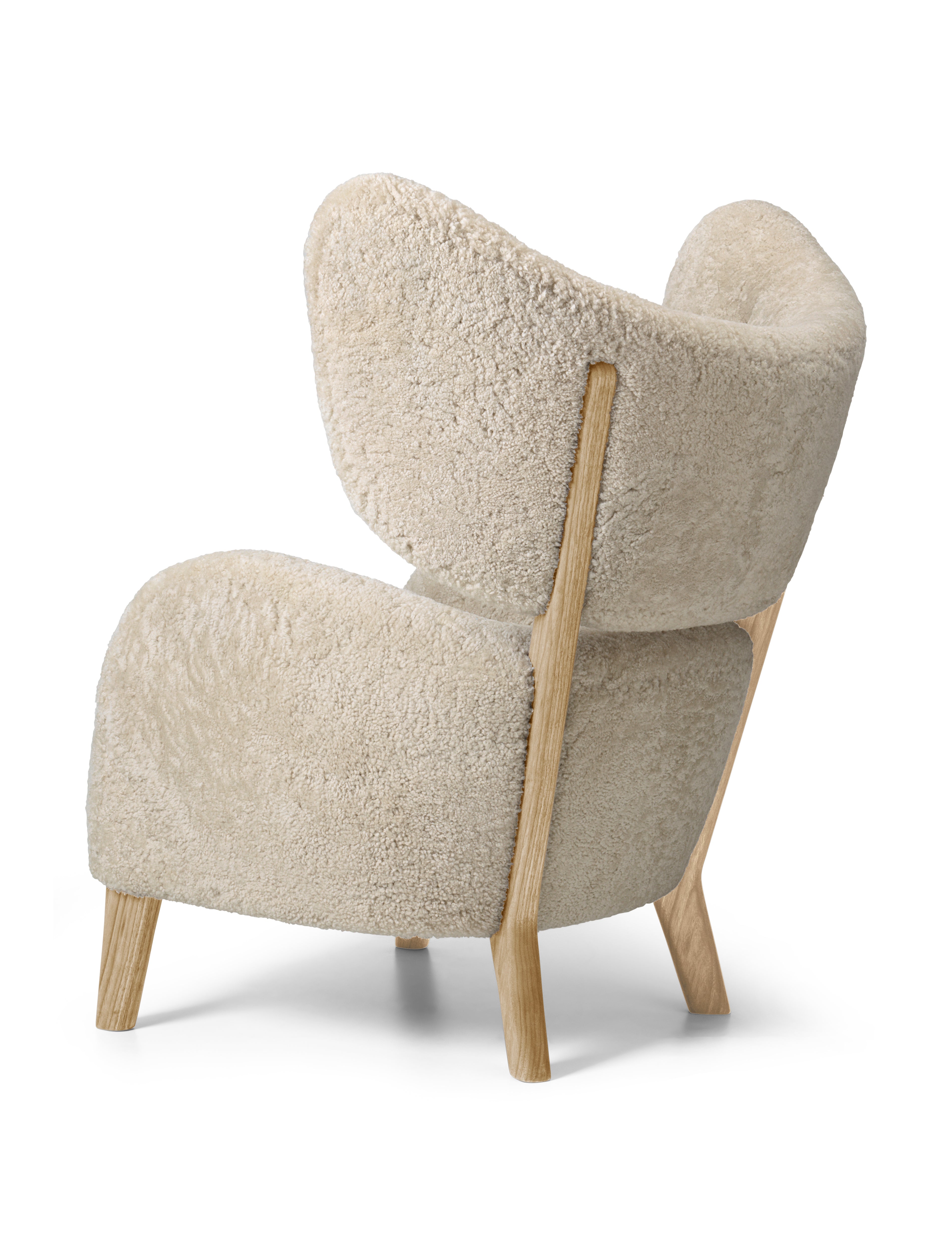 Fauteuil MY OWN CHAIR schapenleer met eiken basis