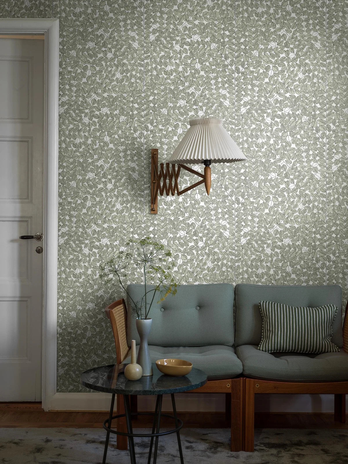 ROMANS Green Leaf Pattern Wallpaper