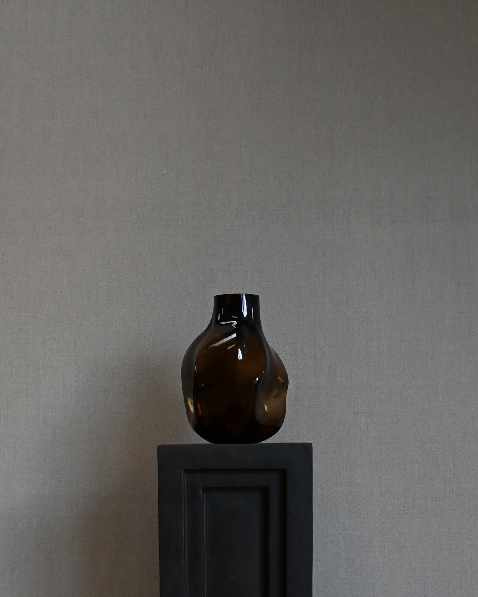 Vaas BAKKU bruin glas