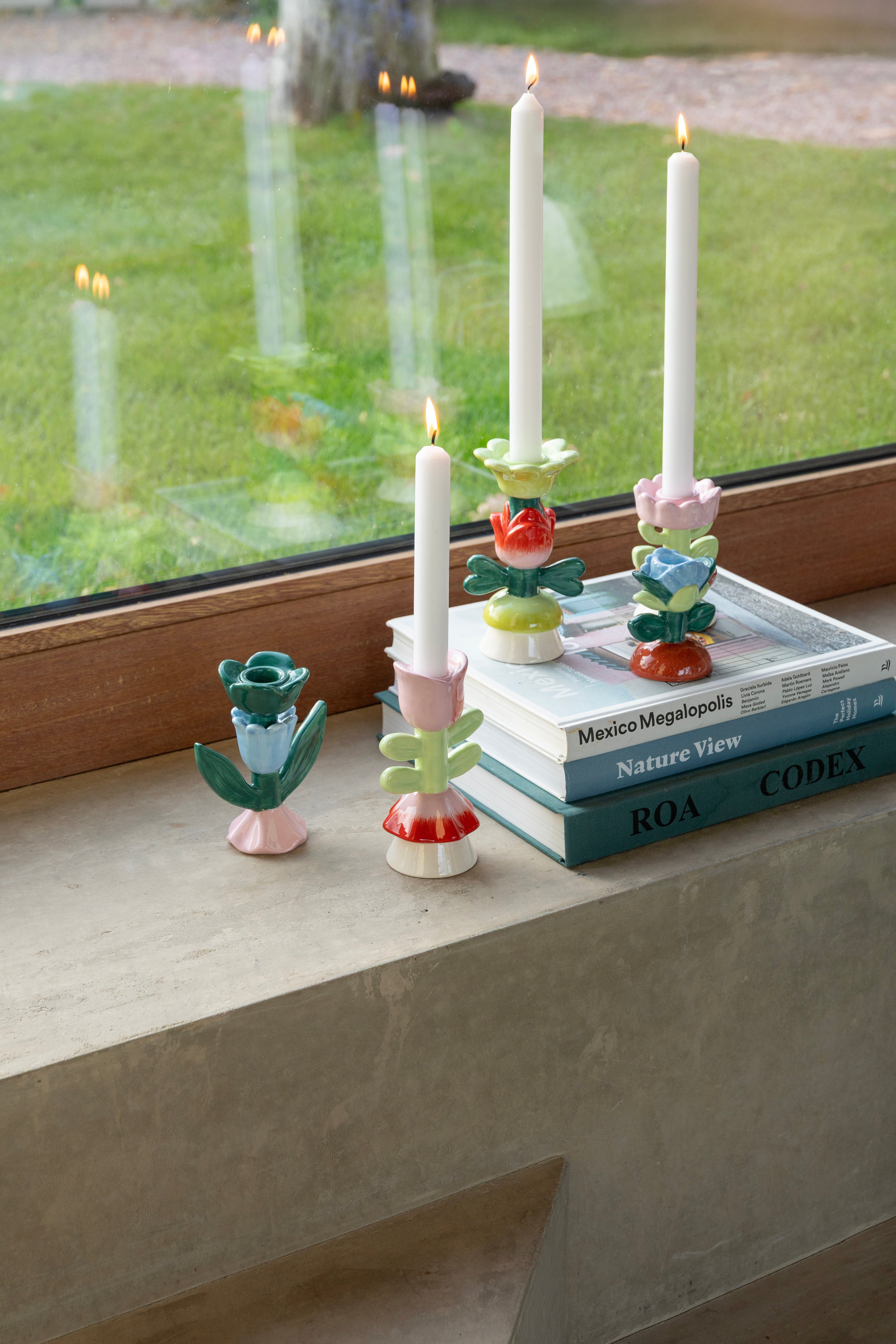 BLUME Candle Holder Green with Red and Pink