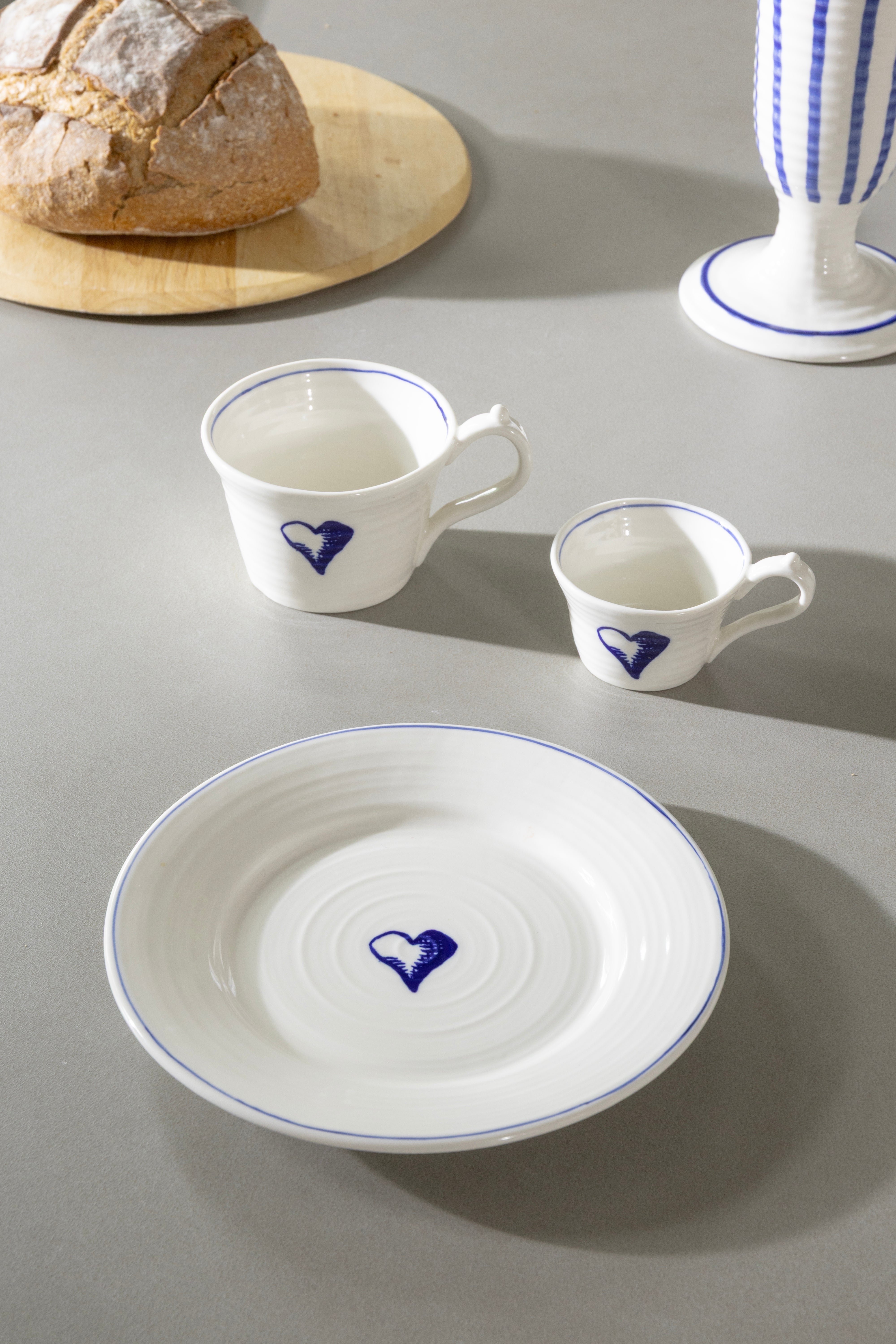 ANOUK HEART white and blue plate set