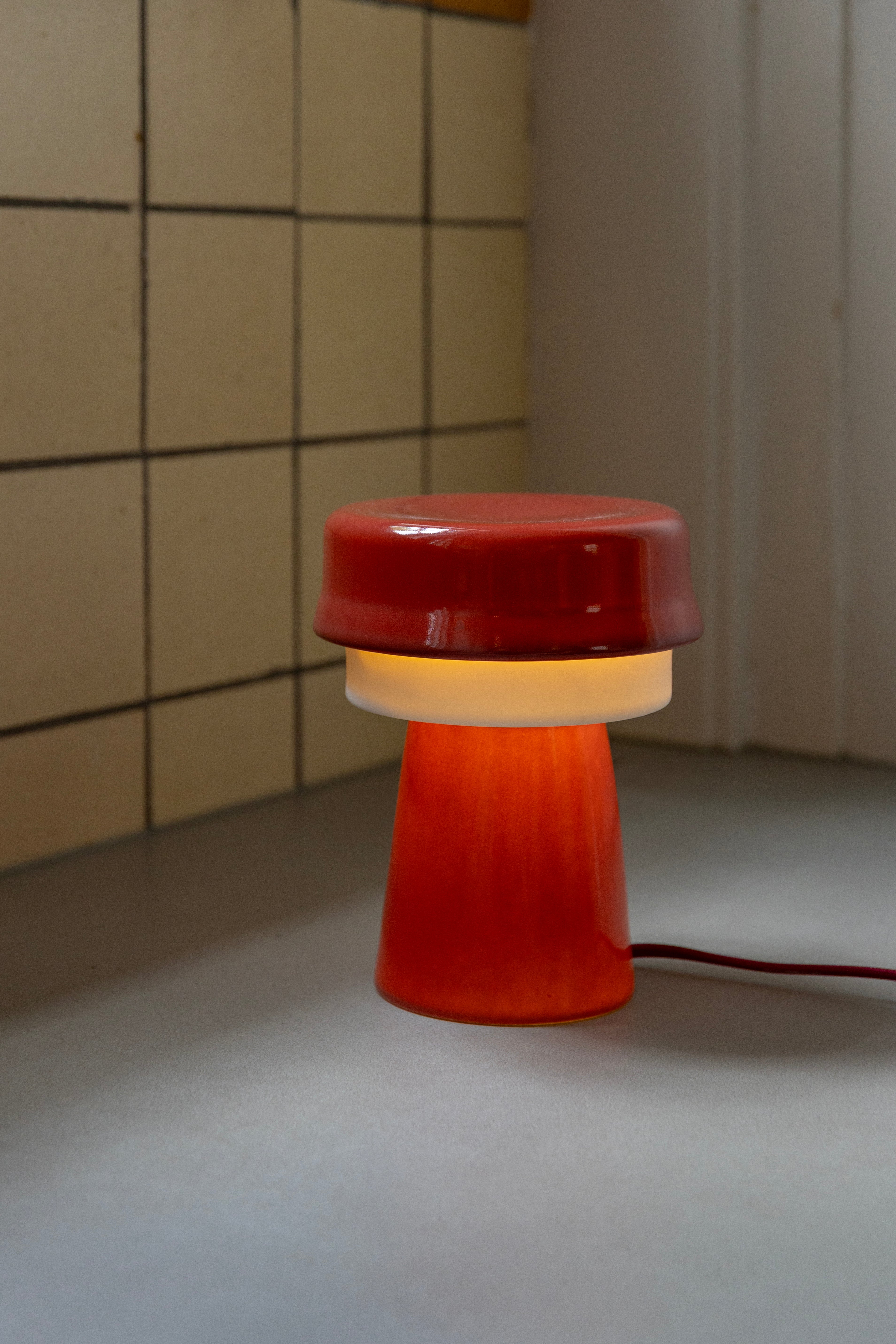 Bureau lamp HAT bordeaux met wit