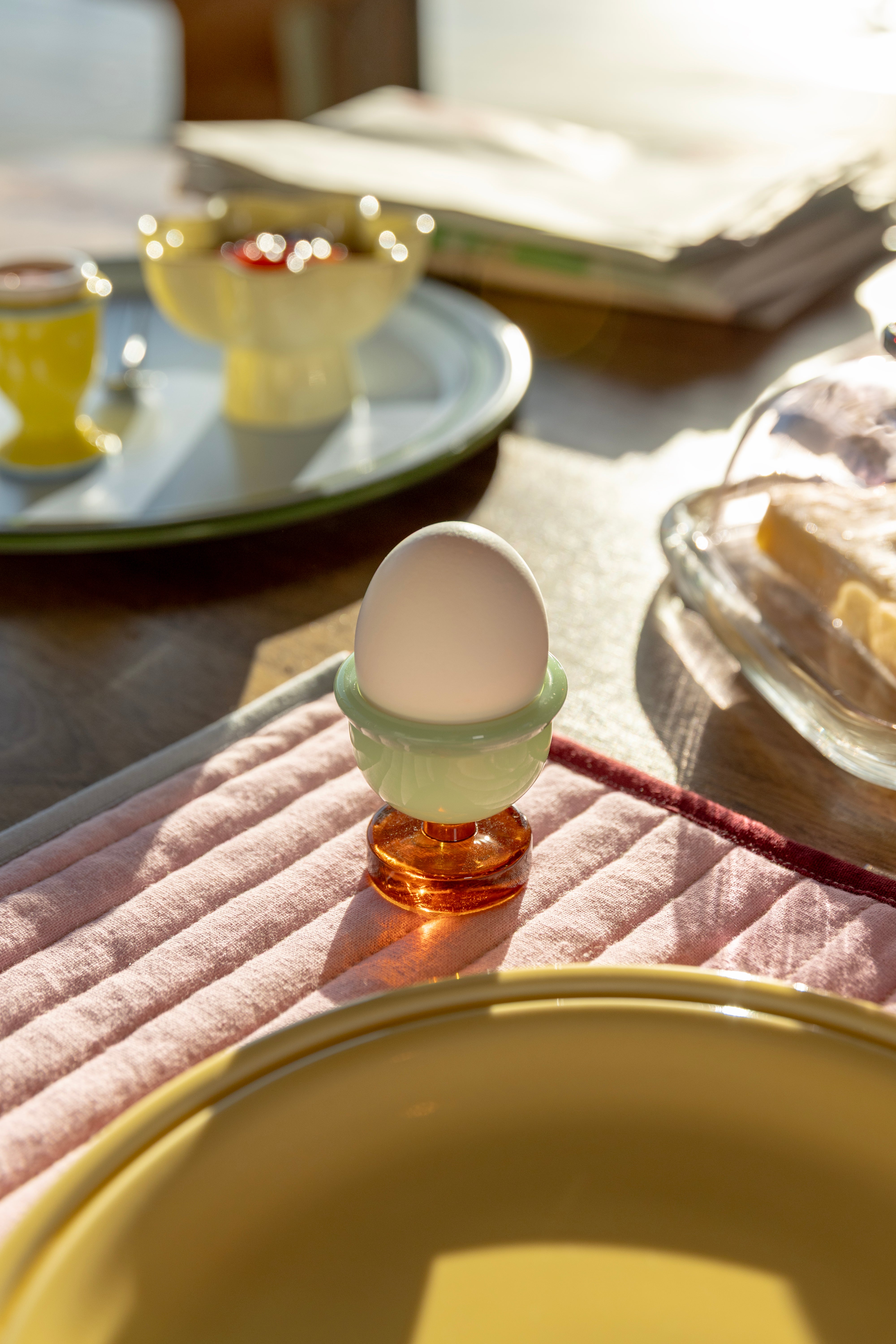 Eierdopjes CANTINE groen met amberkleurig