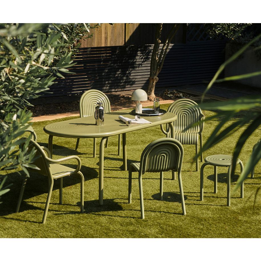 Buiten tafel GROOVE groen