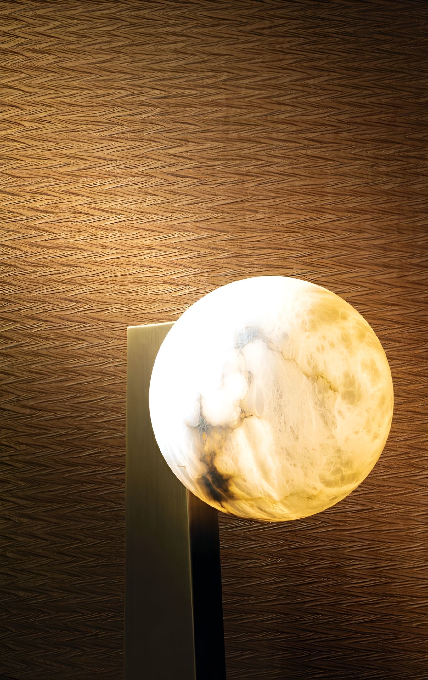 Strukturierte textile Tapete mit metallischem Finish und geometrischem Muster THÉIA khaki