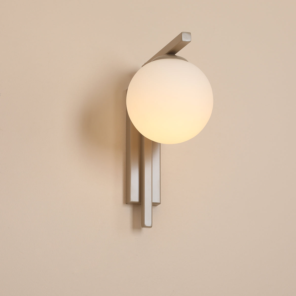 Beige wandlamp ZAC