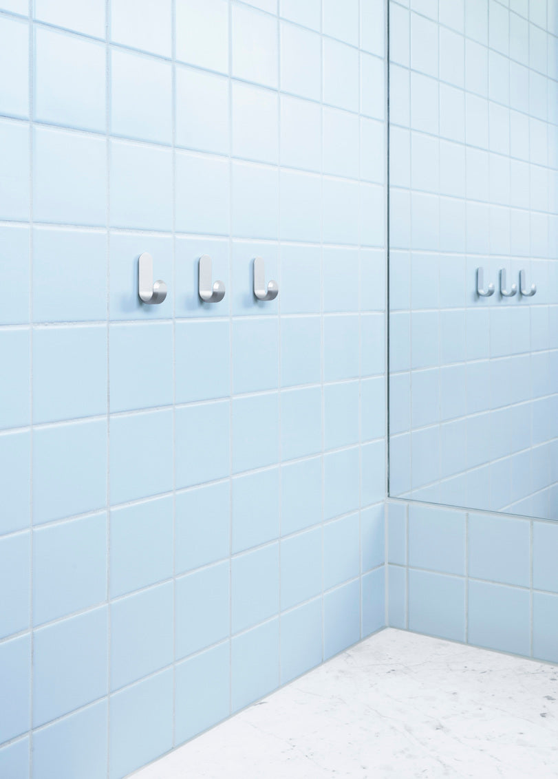 Set van CURVE haken mat zilver