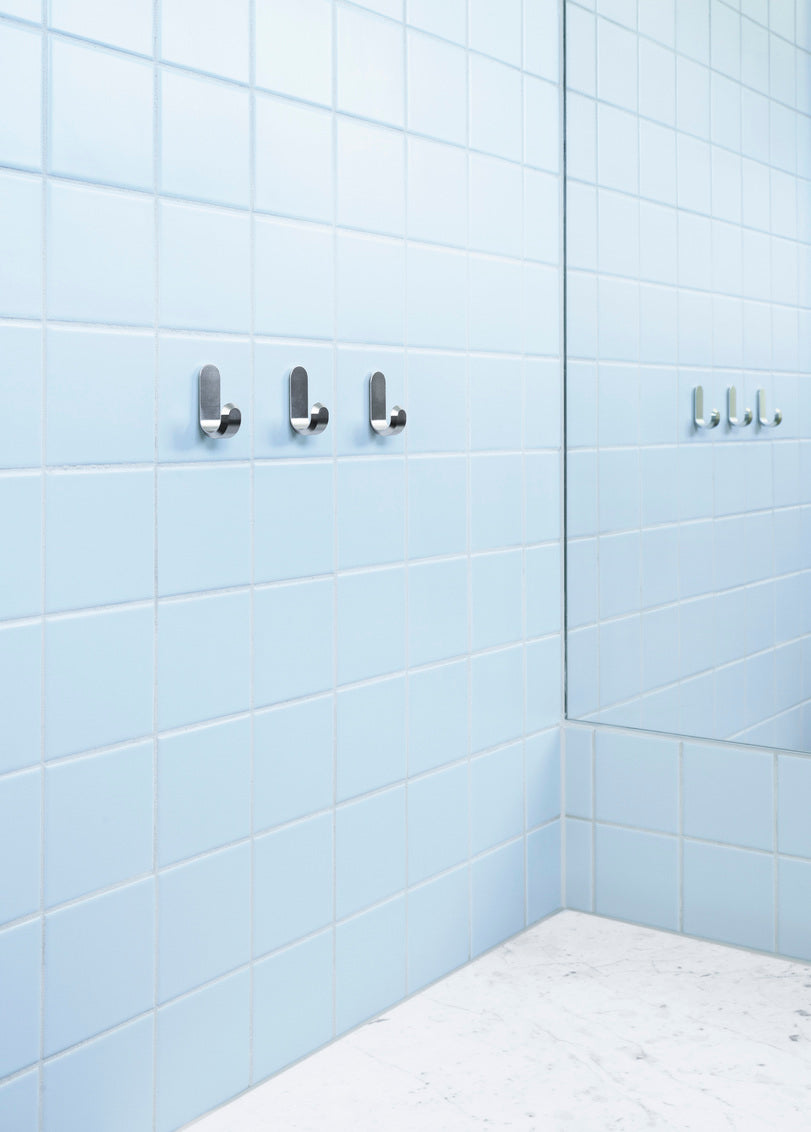 Set von CURVE Kleiderhaken silber