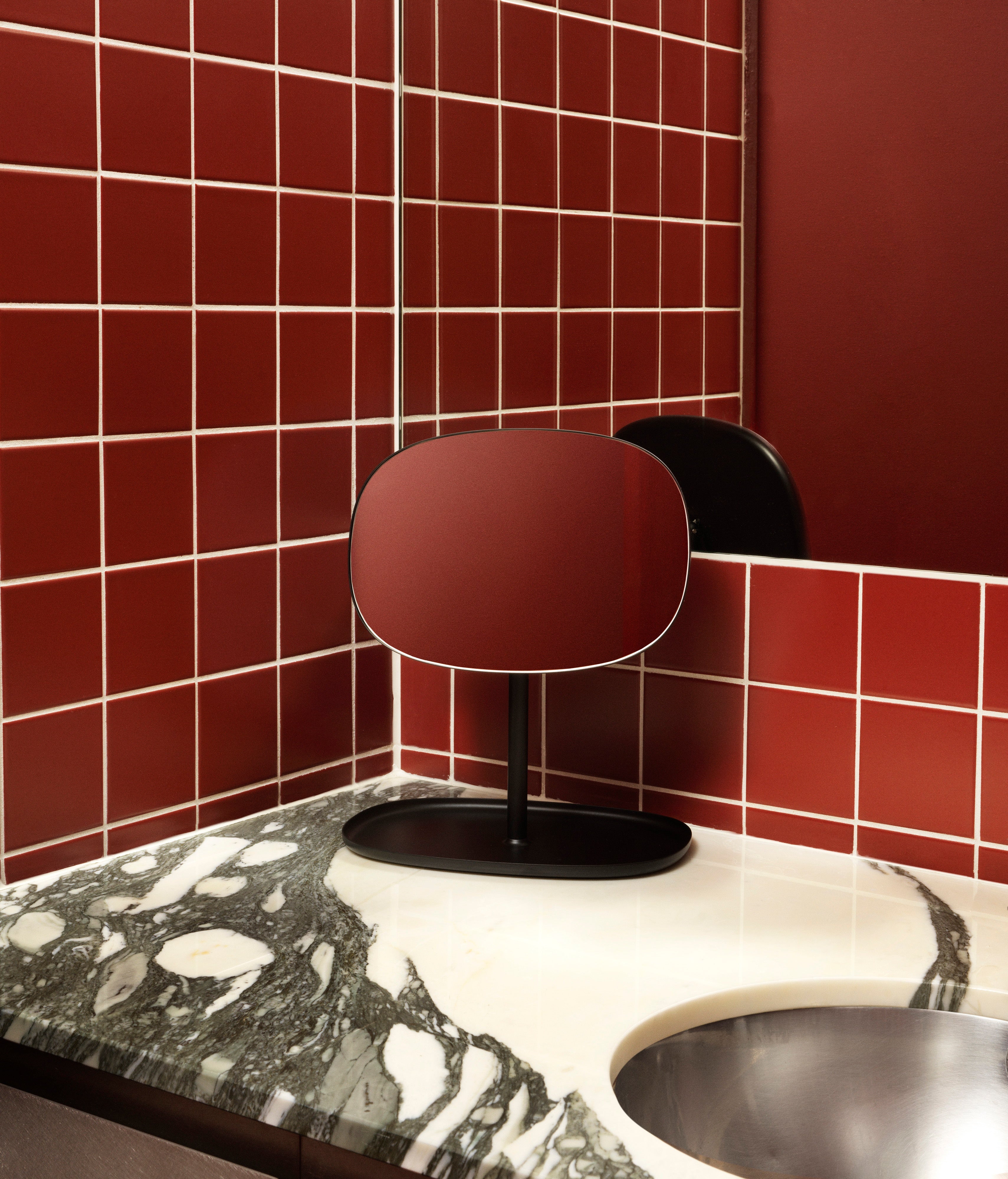 Flip-Spiegel mit Ständer schwarz