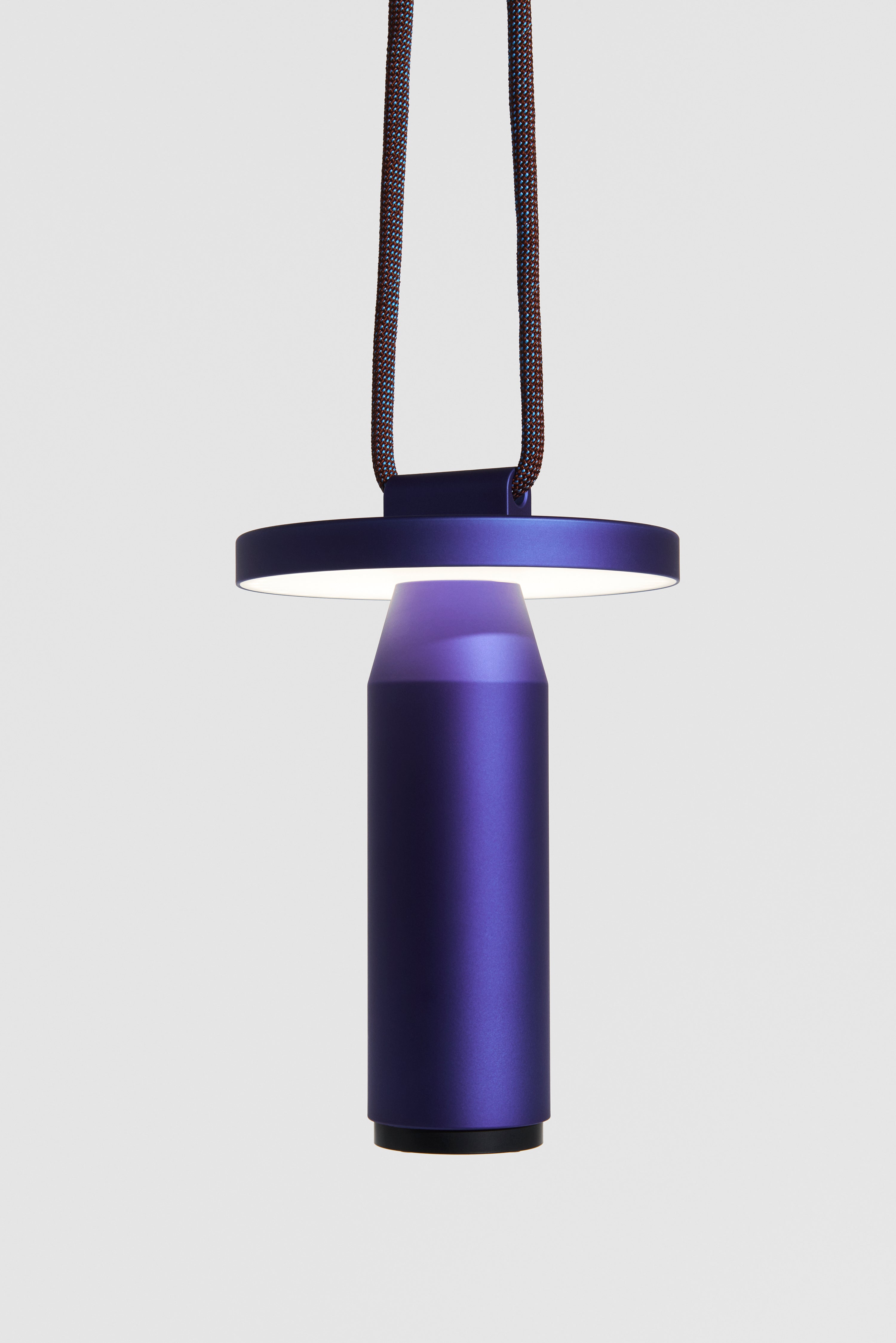 Lampa przenośna QUASAR granatowy – Petite Friture
