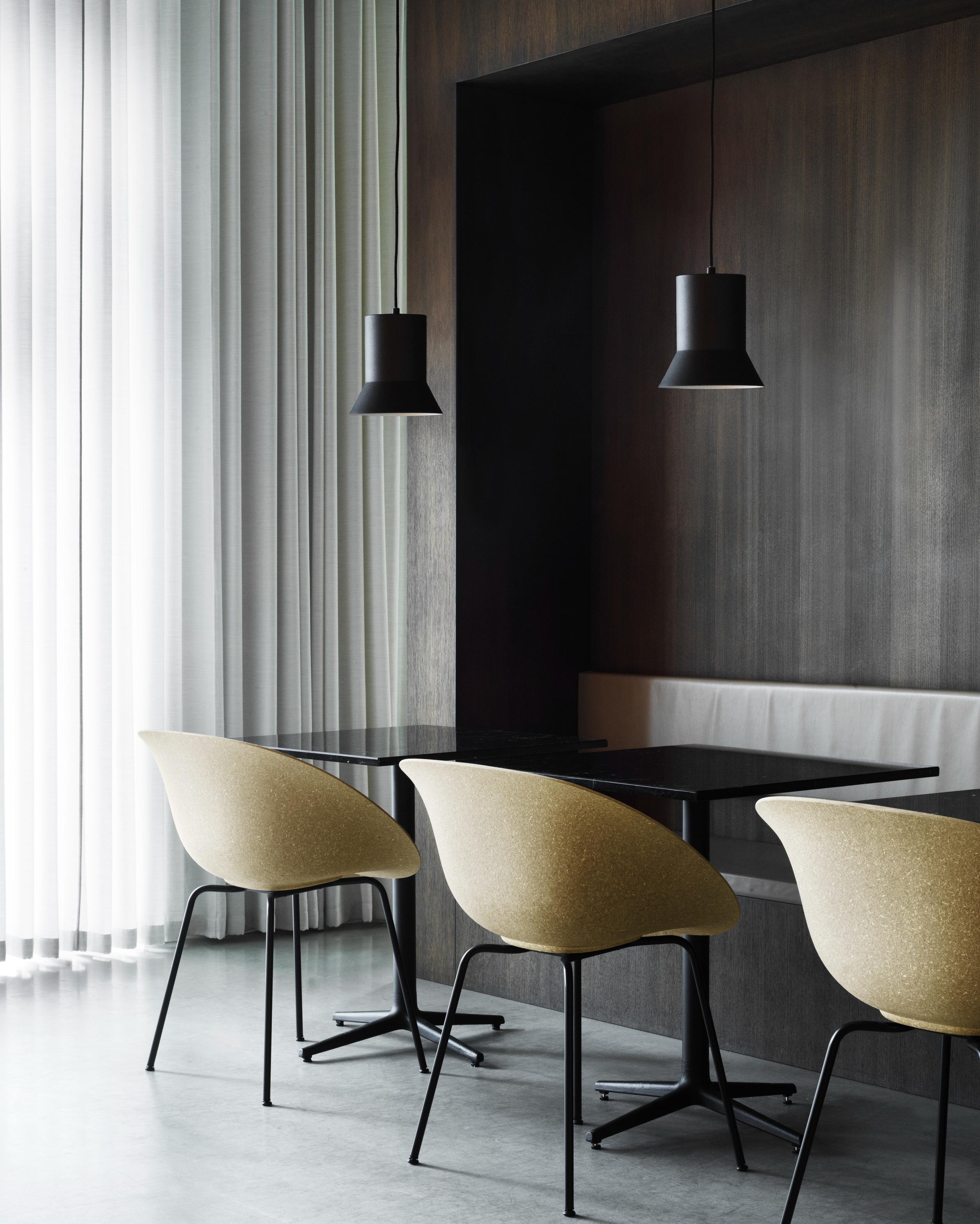 HAT black pendant lamp