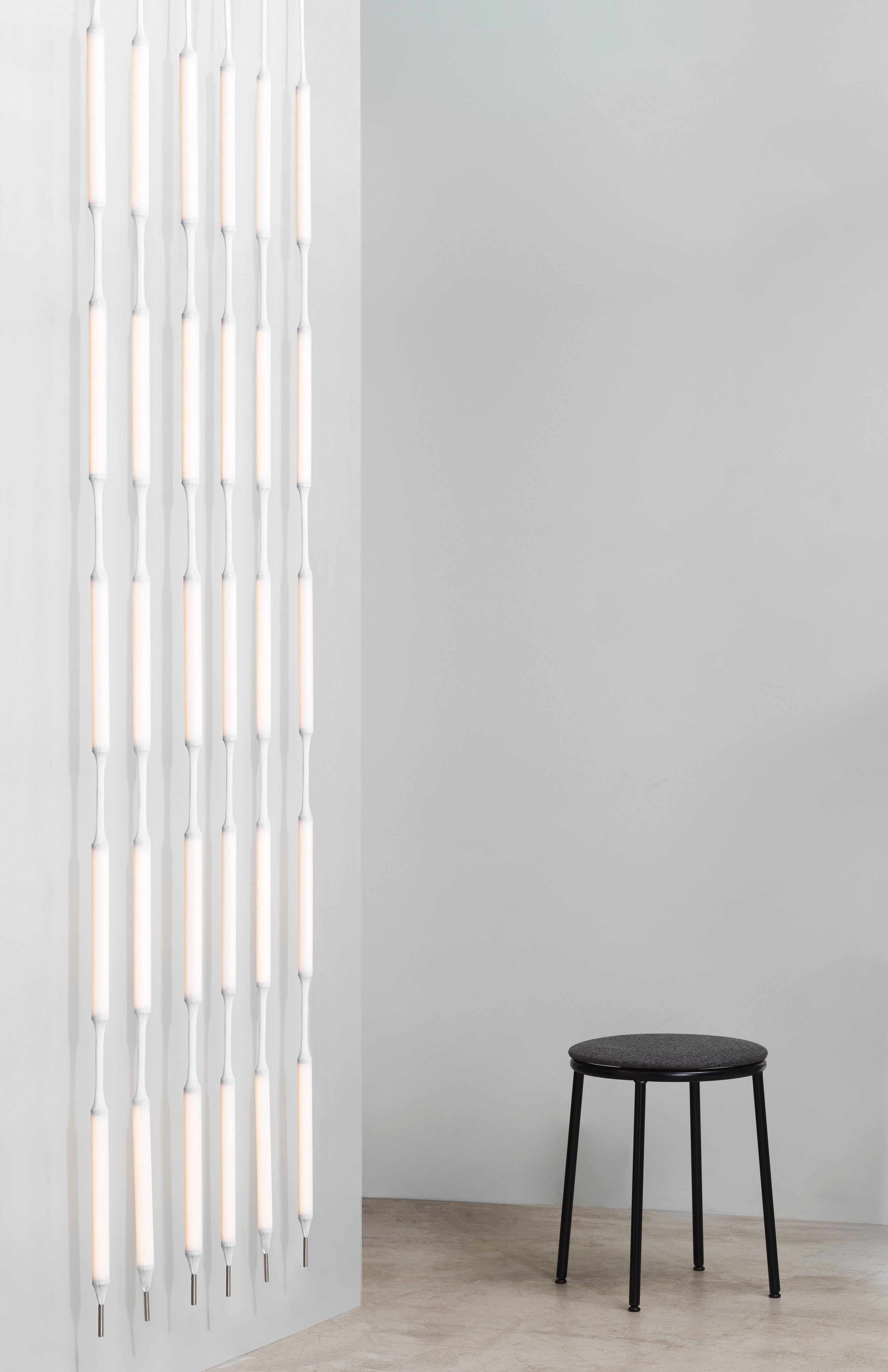 REB white pendant lamp