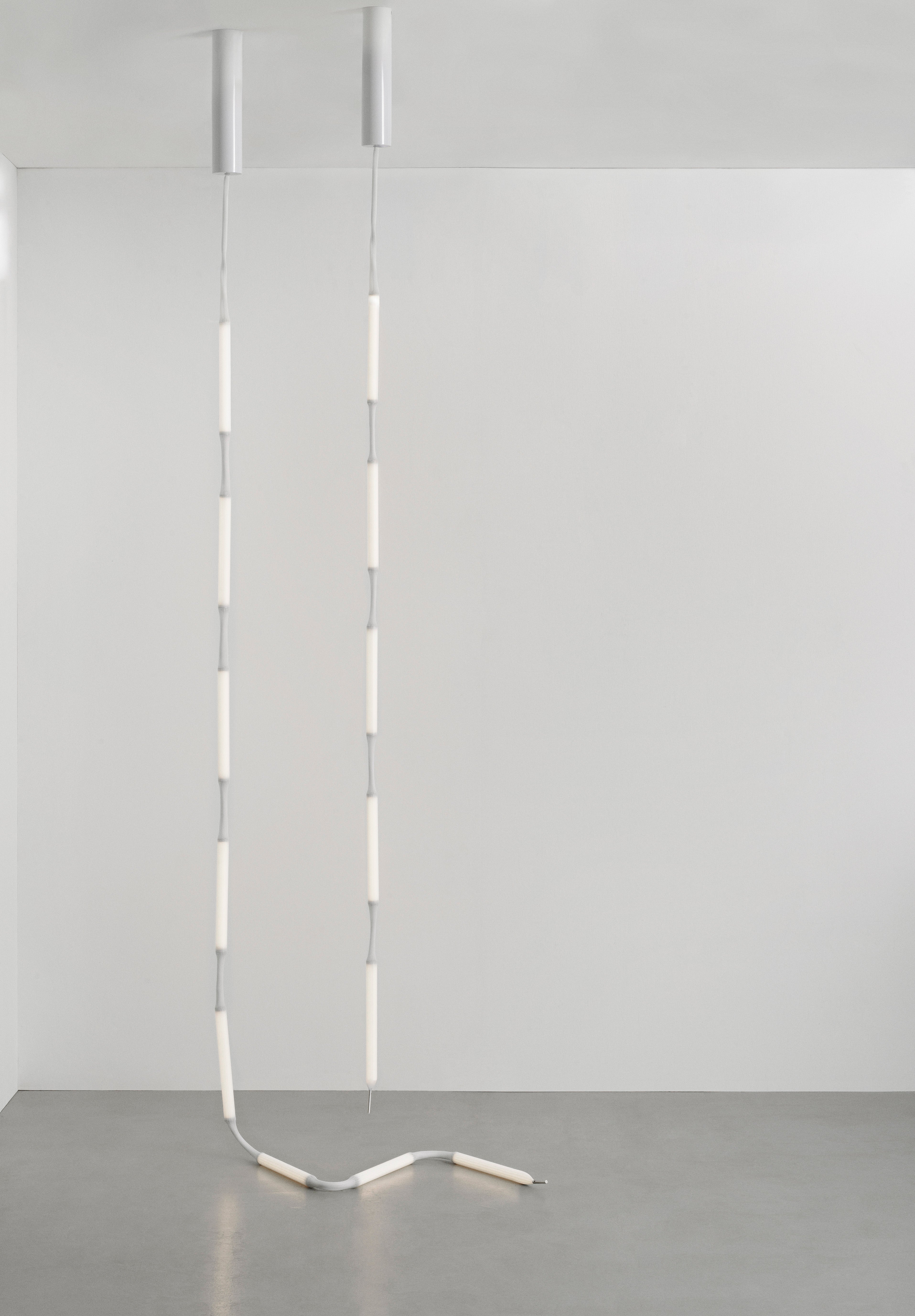 REB white pendant lamp