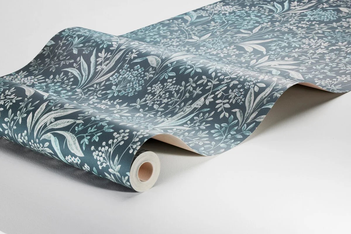 Vliesbehang van papier met plantaal patroon NOCTURNE donkerblauw