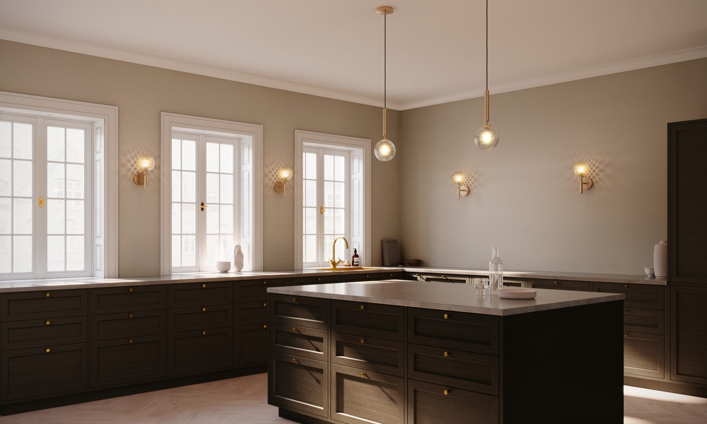 MIIRA Pendant Lamp in Brass with Transparent Glass