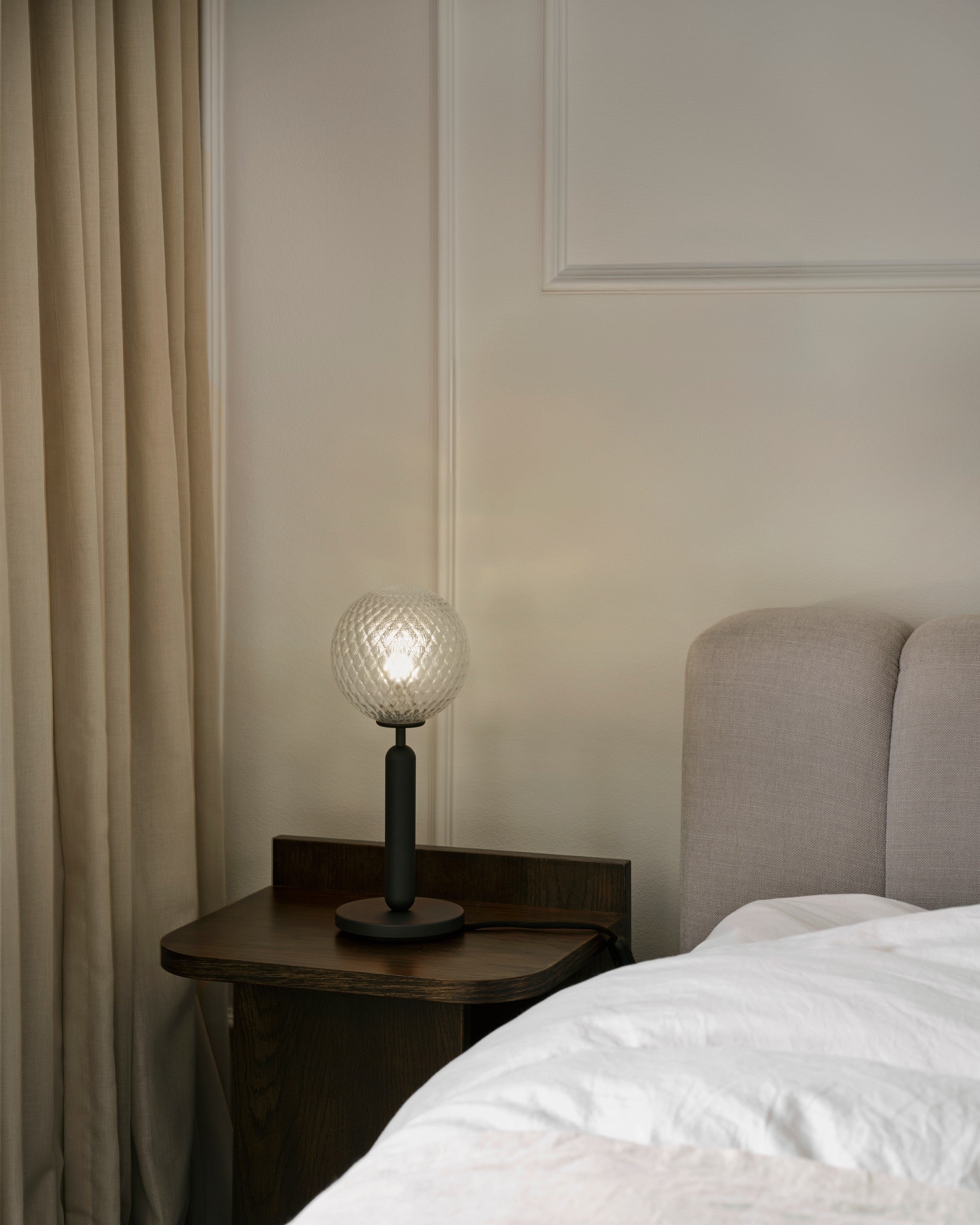 Tafellamp MIIRA grafiet met transparant glas