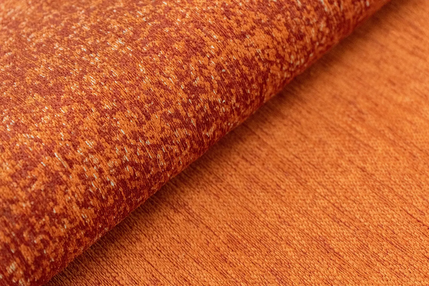 Vloerkleed MARBLE oranje met bordeaux en beige