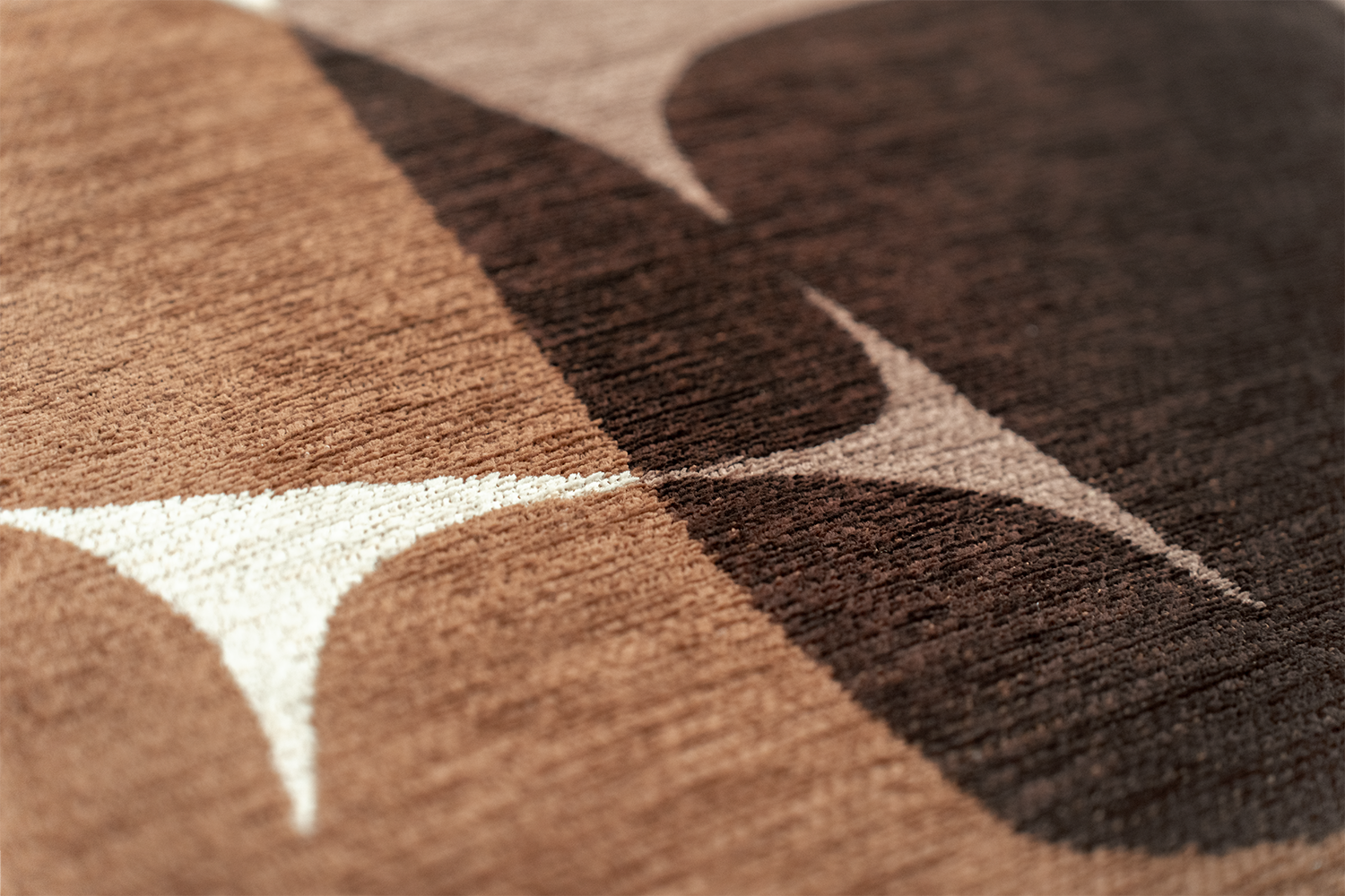 Vloerkleed STONES beige met bruin en koffiebruin