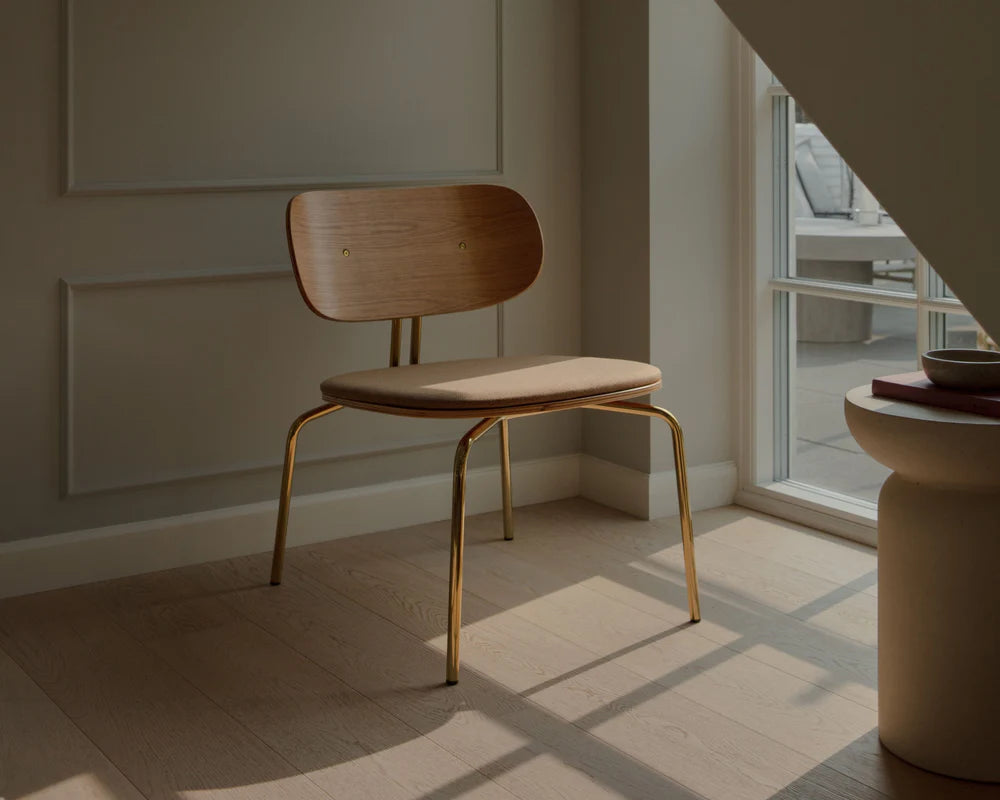 Fauteuil CURIOUS crèmekleurig pluche met gouden basis