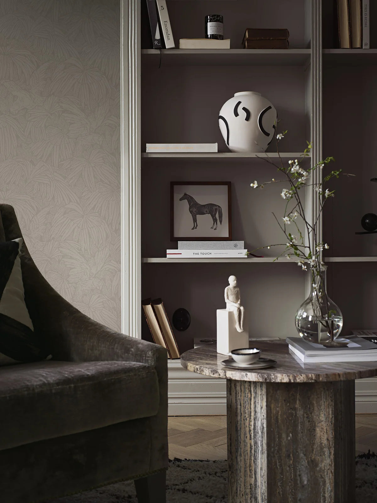 Beige wandtapijt met dierenmotief HIDDEN PARROT met grijs