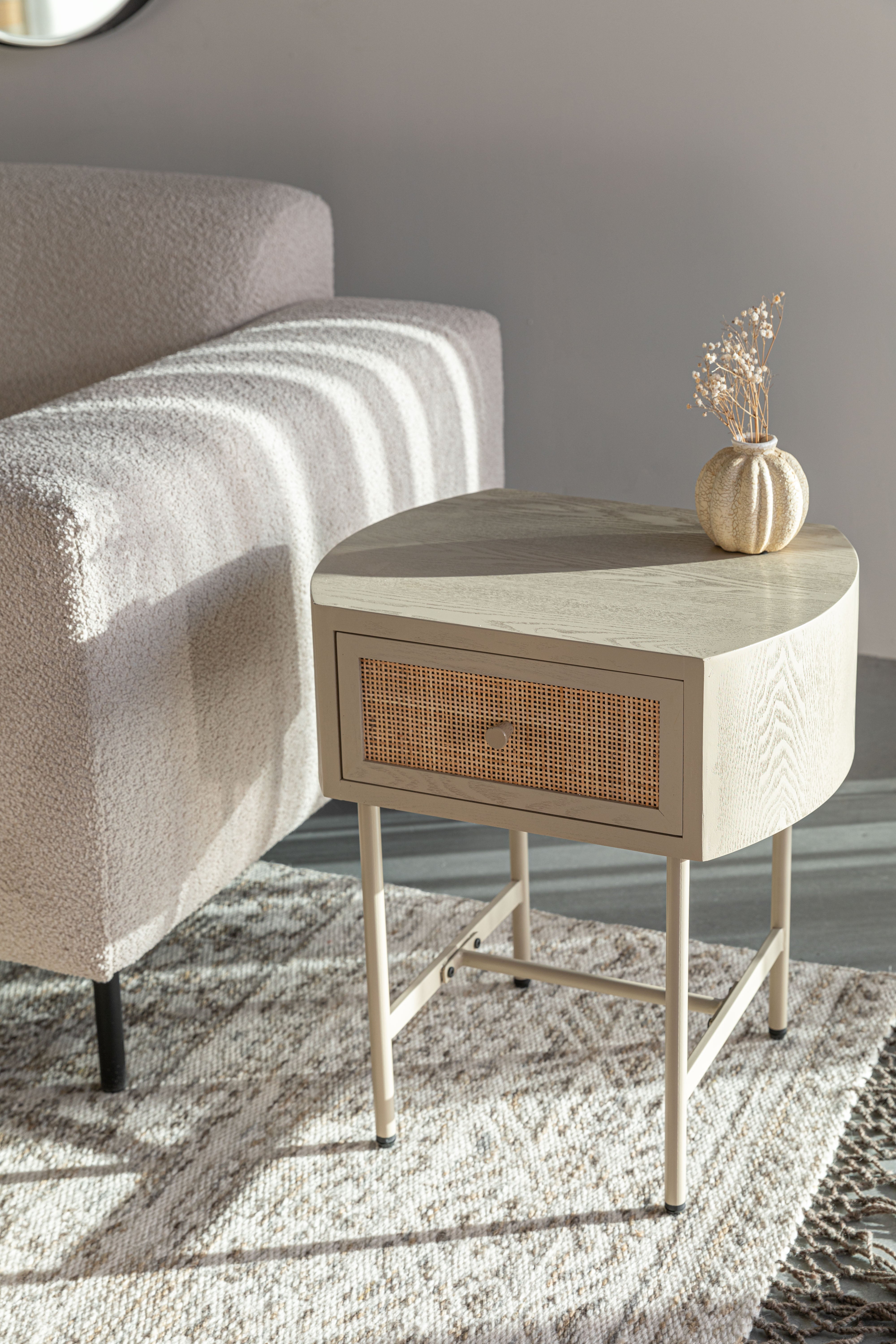 Beige AMAYA tafel van riet