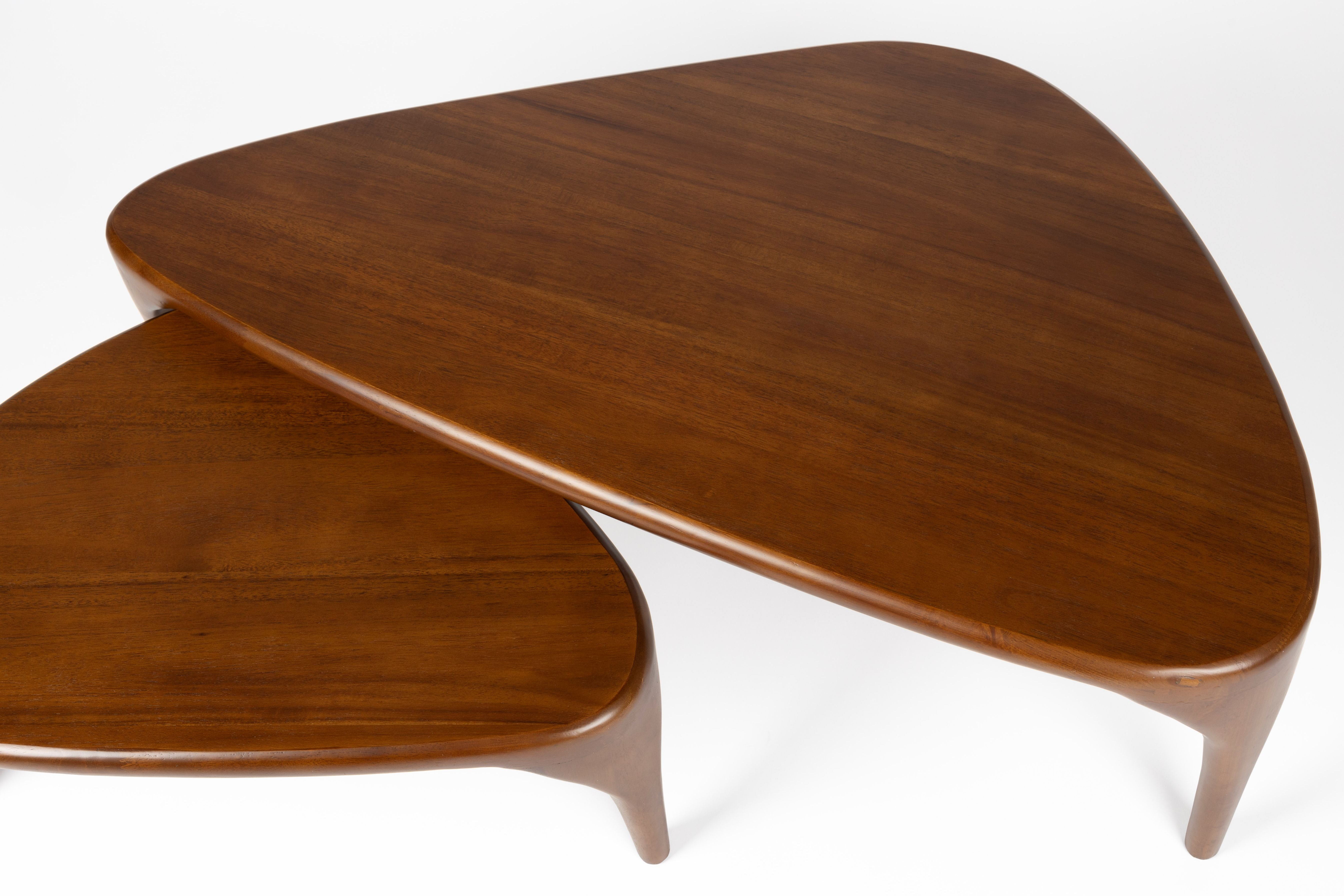 ISLA notenhouten salontafelset