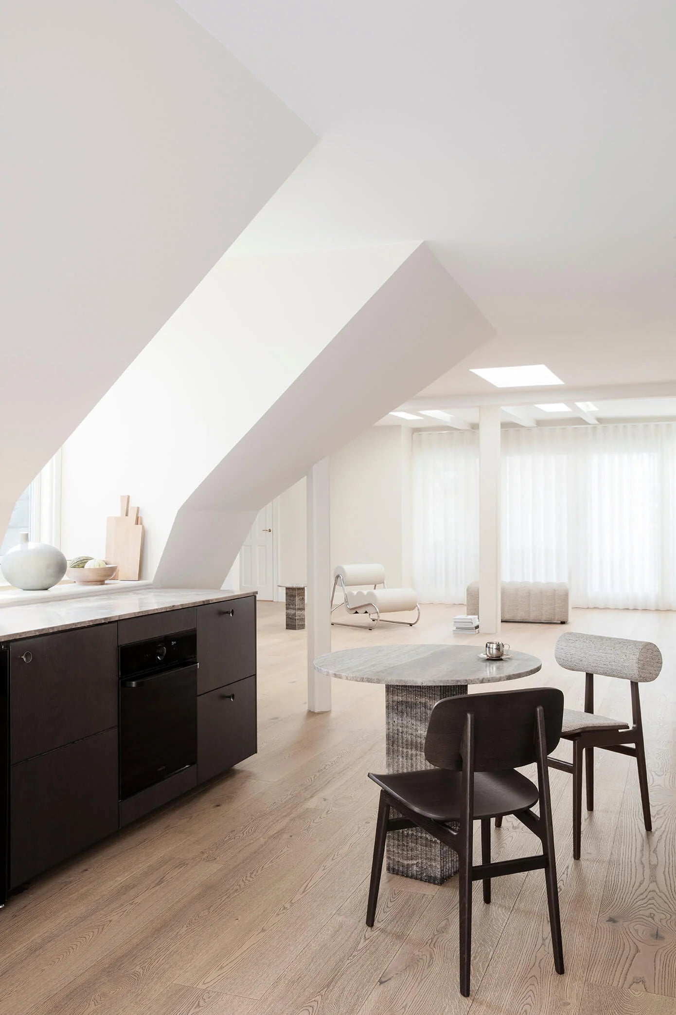 TOTEM Stuhl, Eichenholz